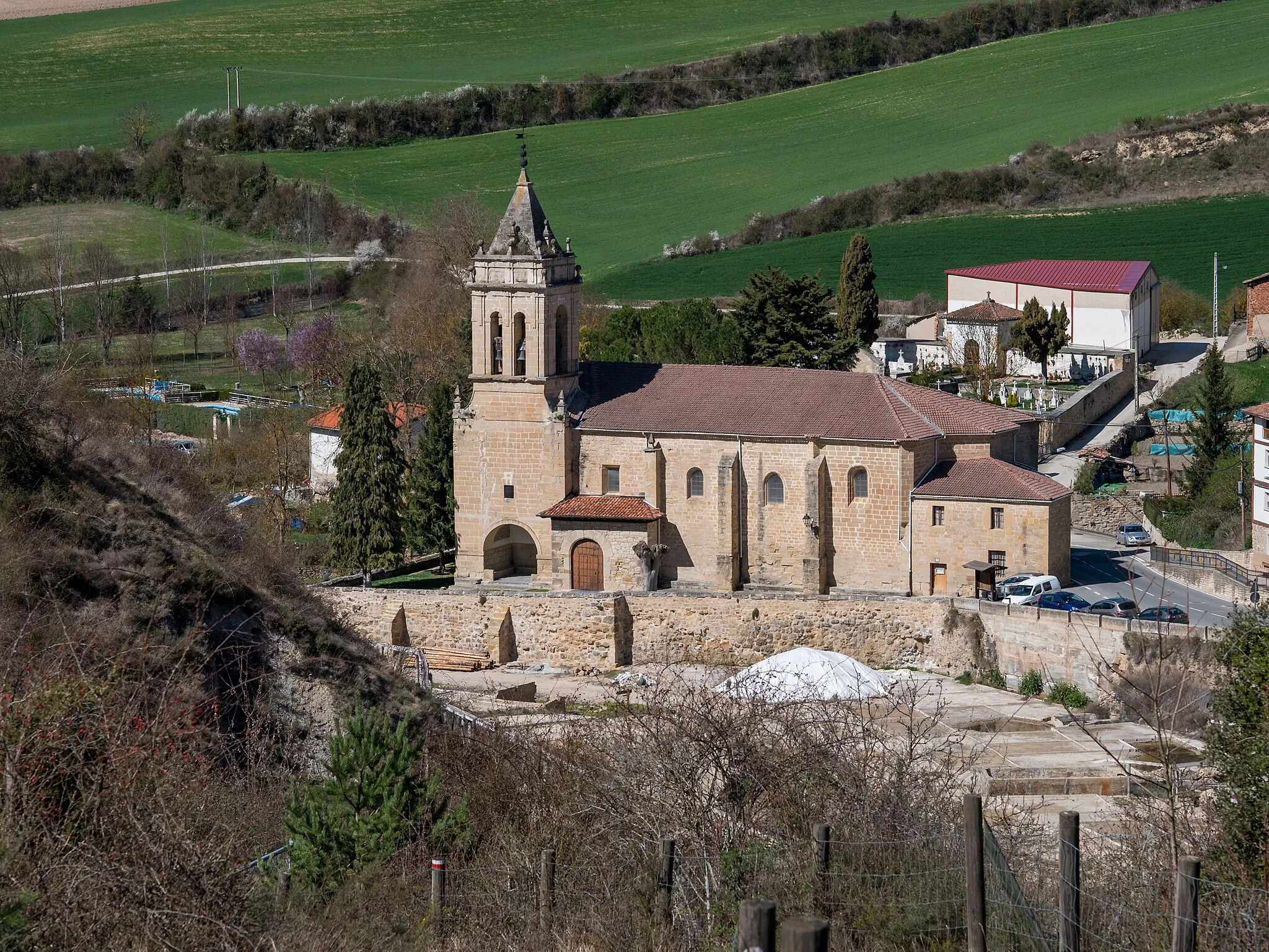 Photo showing: Church of Salinas de Añana. Álava, Basque Country, Spain