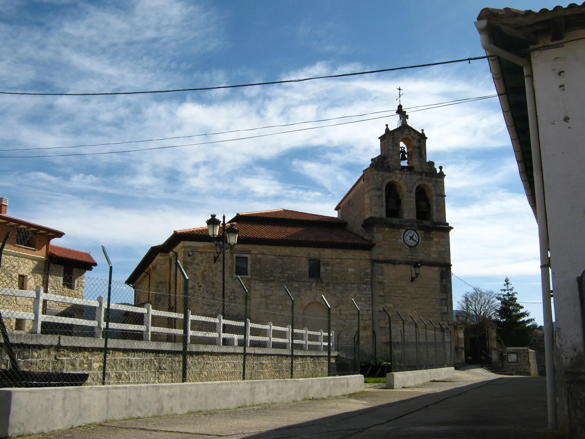 Photo showing: Iglesia de Criales, en la comarca de las Merindades (Burgos, Castilla la Vieja)