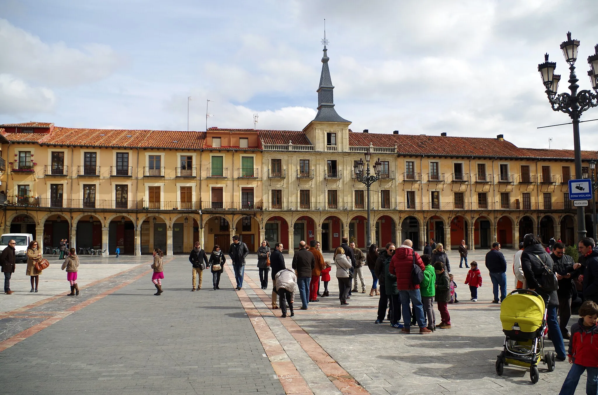 Photo showing: Plaza Mayor of León (León, Spain)