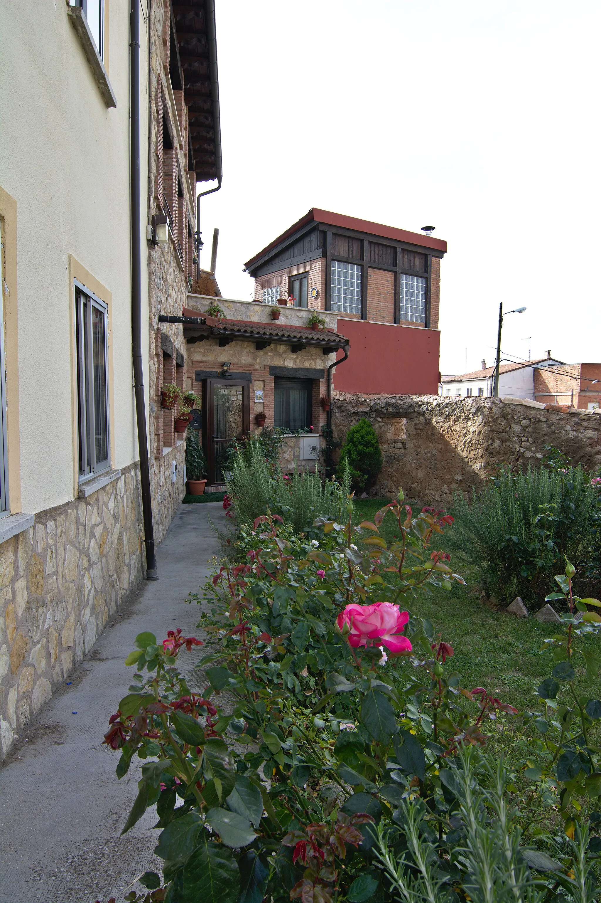 Photo showing: Calle de Villalbilla de Burgos