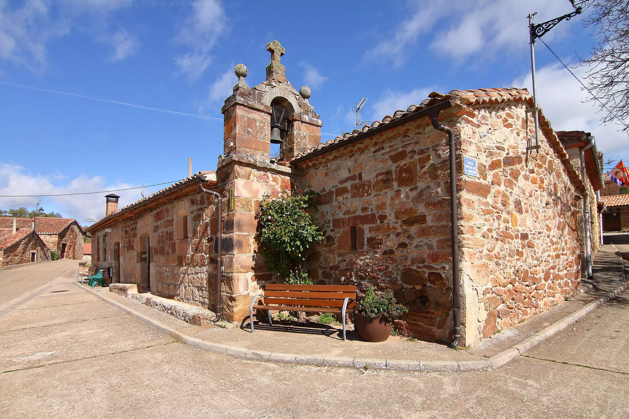 Photo showing: Villoruebo, Ermita misa Villoruebo