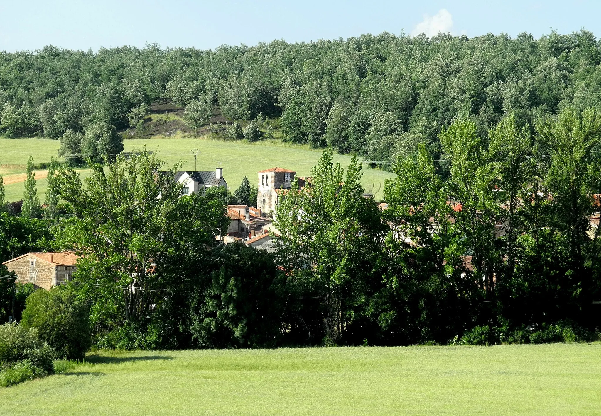 Photo showing: The village and its surroundings: Mozoncillo de Juarros, Ibeas de Juarros, Burgos, Castile and León, Spain