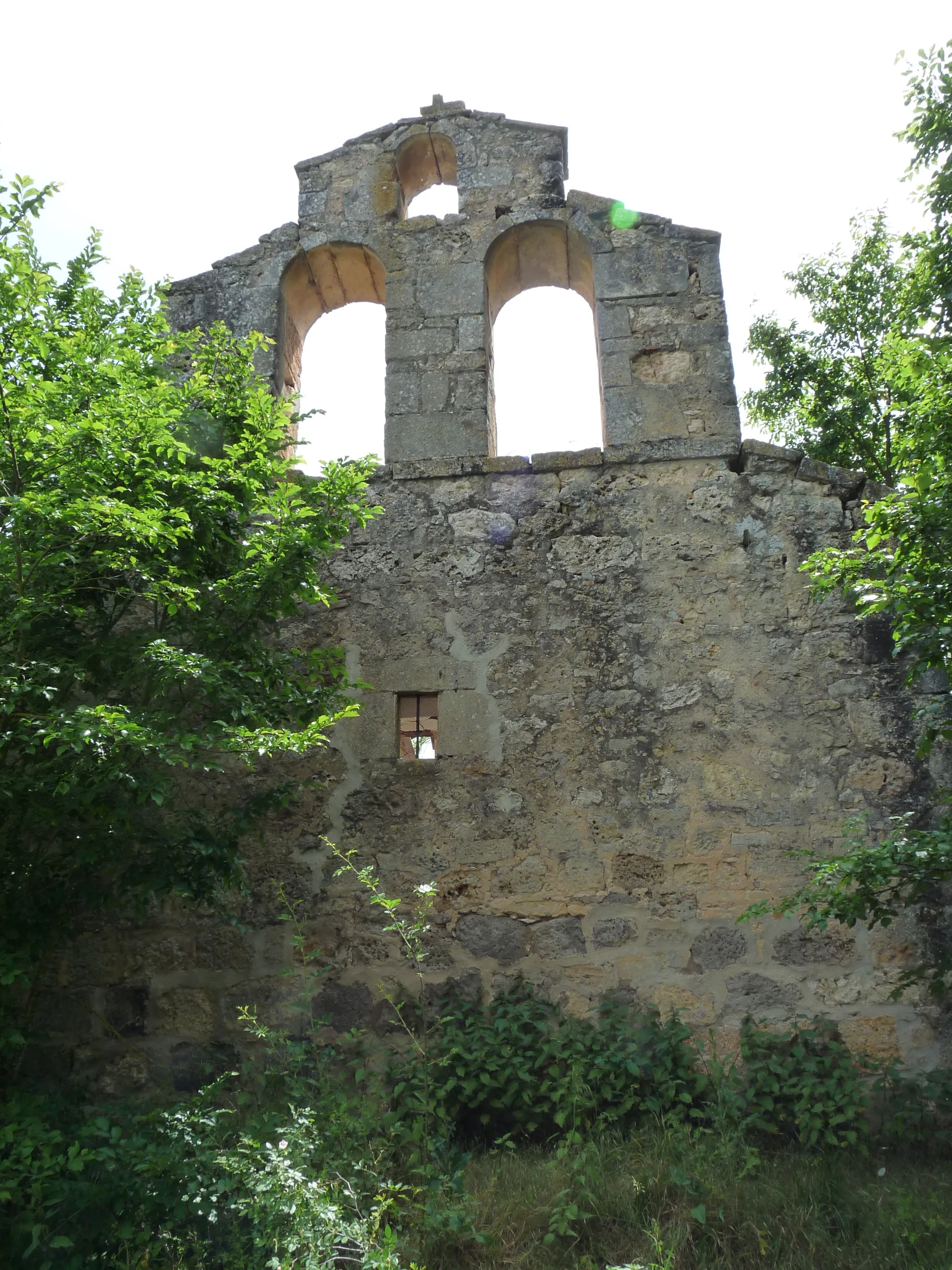 Photo showing: Olmosalbos - Iglesia - Espadaña