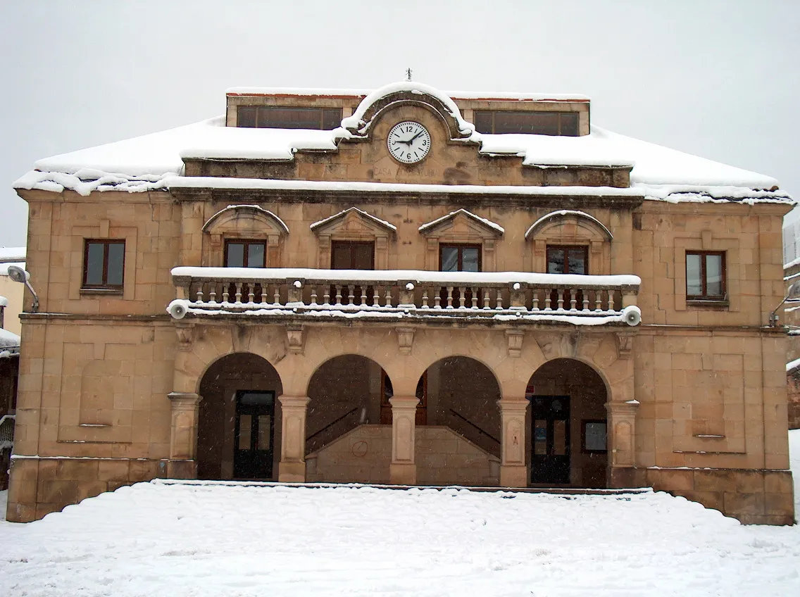 Photo showing: Ayuntamiento de Vilviestre del Pinar. Casa Consistorial.