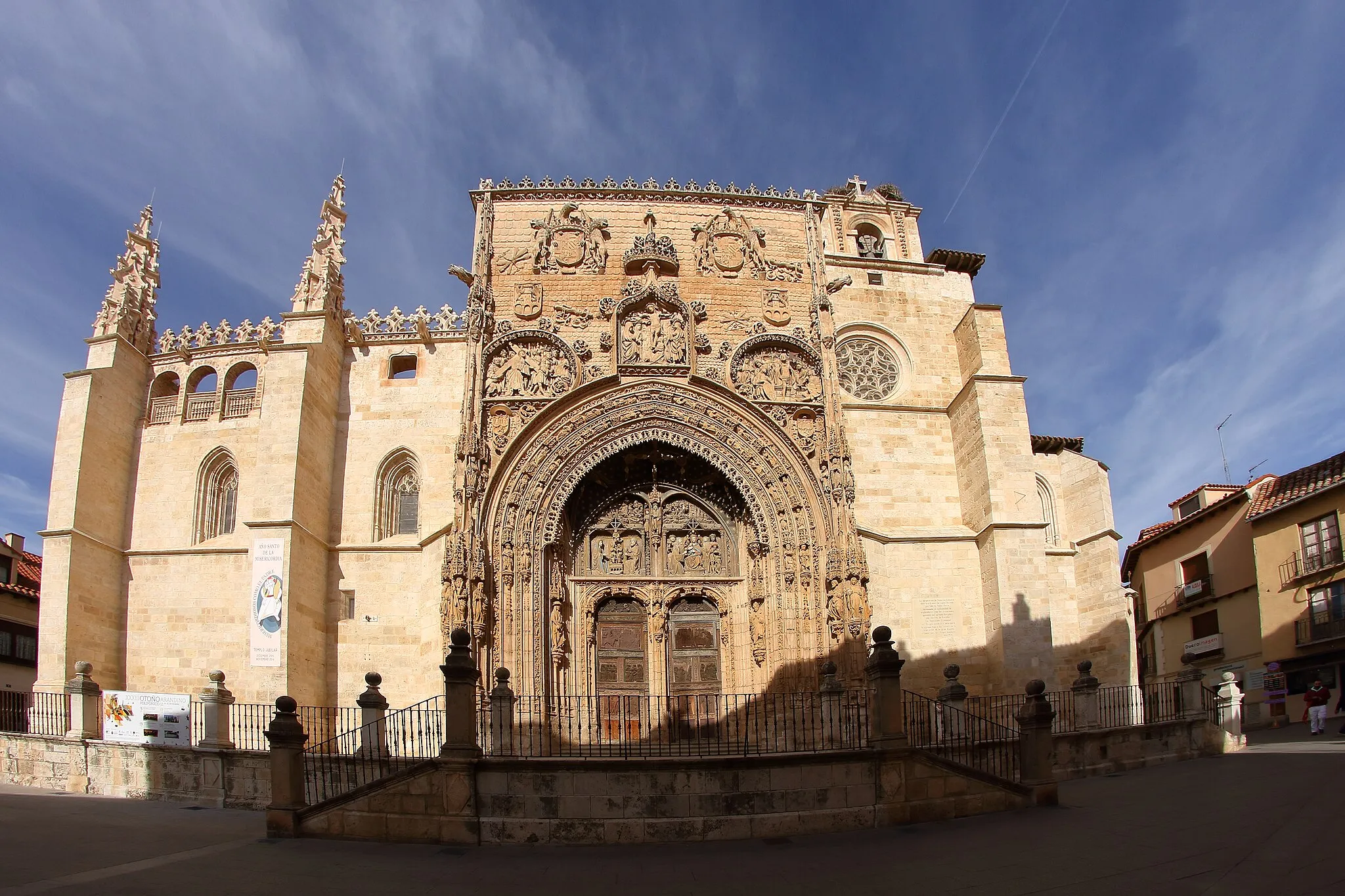 Photo showing: Aranda de Duero, Iglesia de Santa María la Real, fachada principal