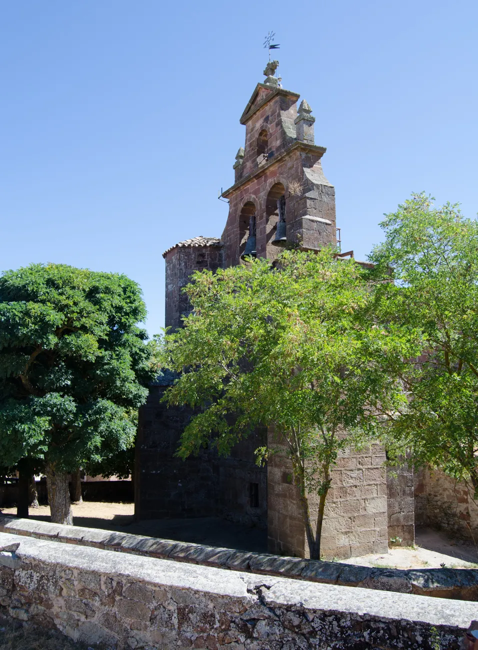 Photo showing: Urrez. Iglesia de la Natividad de Nuestra Señora. 2015
