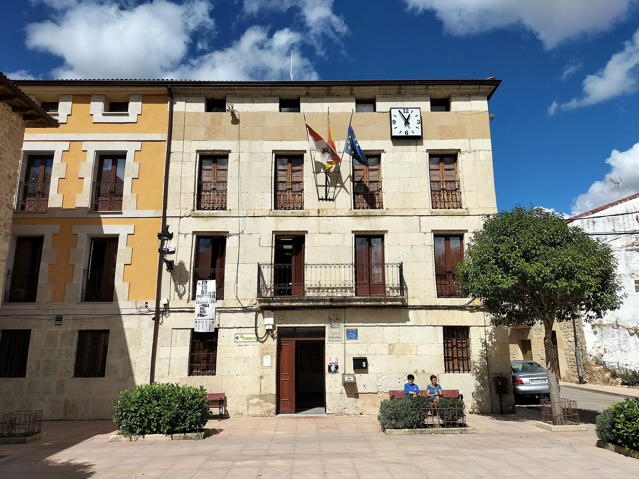 Photo showing: Biblioteca Pública Municipal de Trespaderne