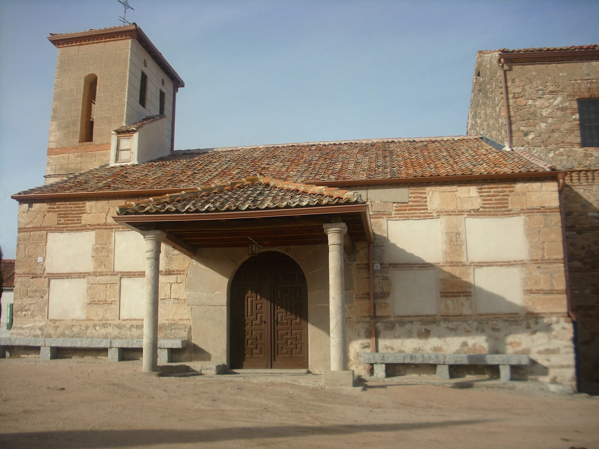 Photo showing: Monterrubio´s church (Segovia, Spain)