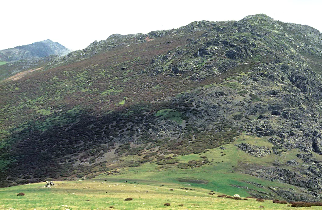 Photo showing: Collado de las Lagunas from south [basin divide, province and autonomous community border] Cantalojas, Guadalajara, Castile-La Mancha, Spain