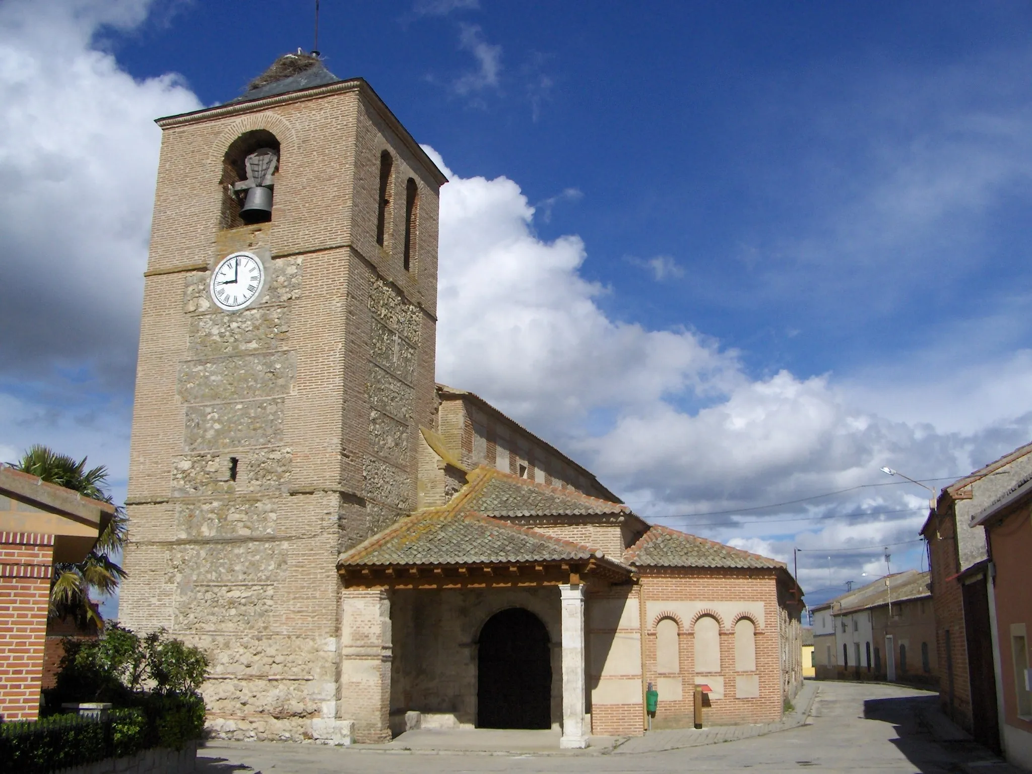 Photo showing: Vistas del municipio de Villeguillo, desde la plazoleta de la Iglesia parroquial.