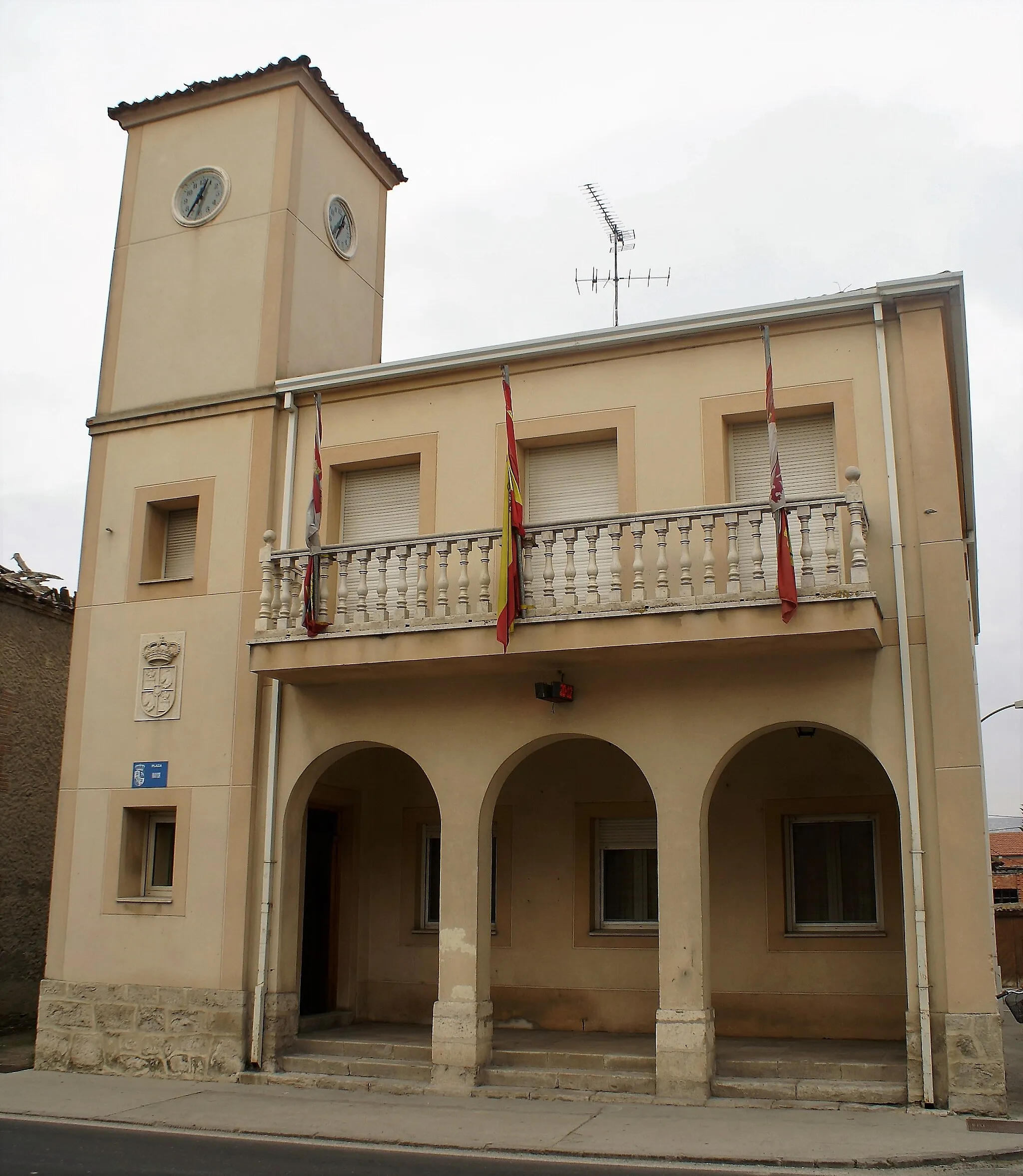 Photo showing: Town hall of Vallelado, Segovia, Spain.