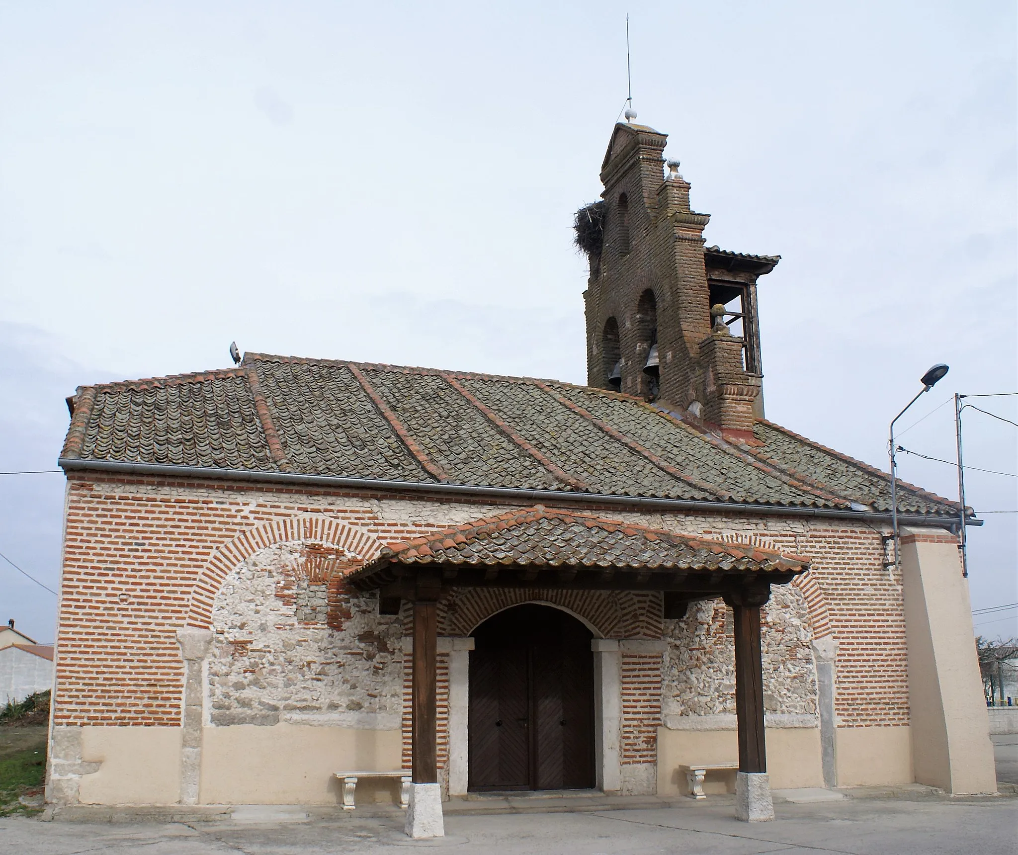 Photo showing: Church of St. Andrew, Chatún, Segovia, Spain.