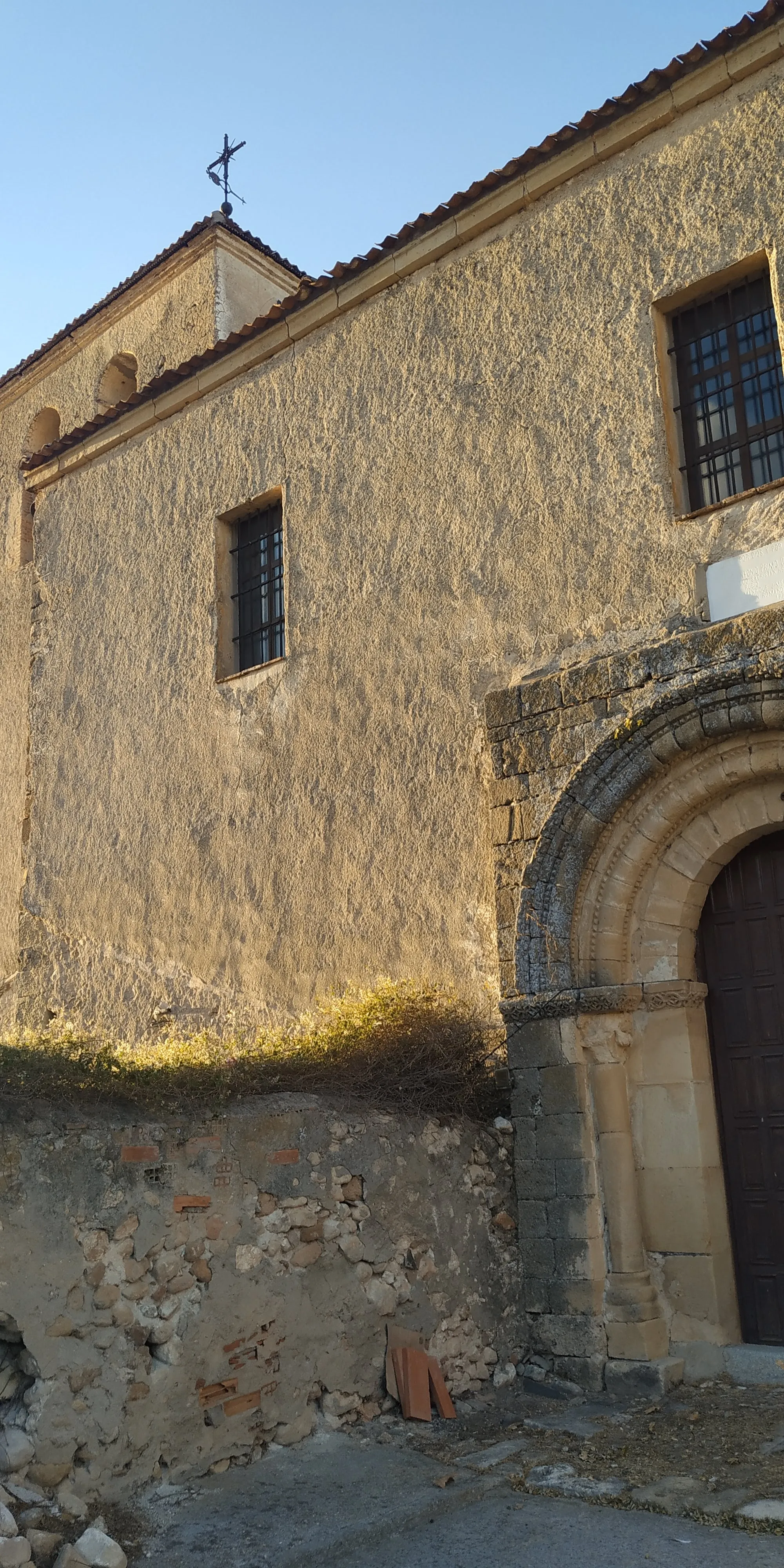 Photo showing: Iglesia de Villovela de Pirón (localidad en Segovia, España)