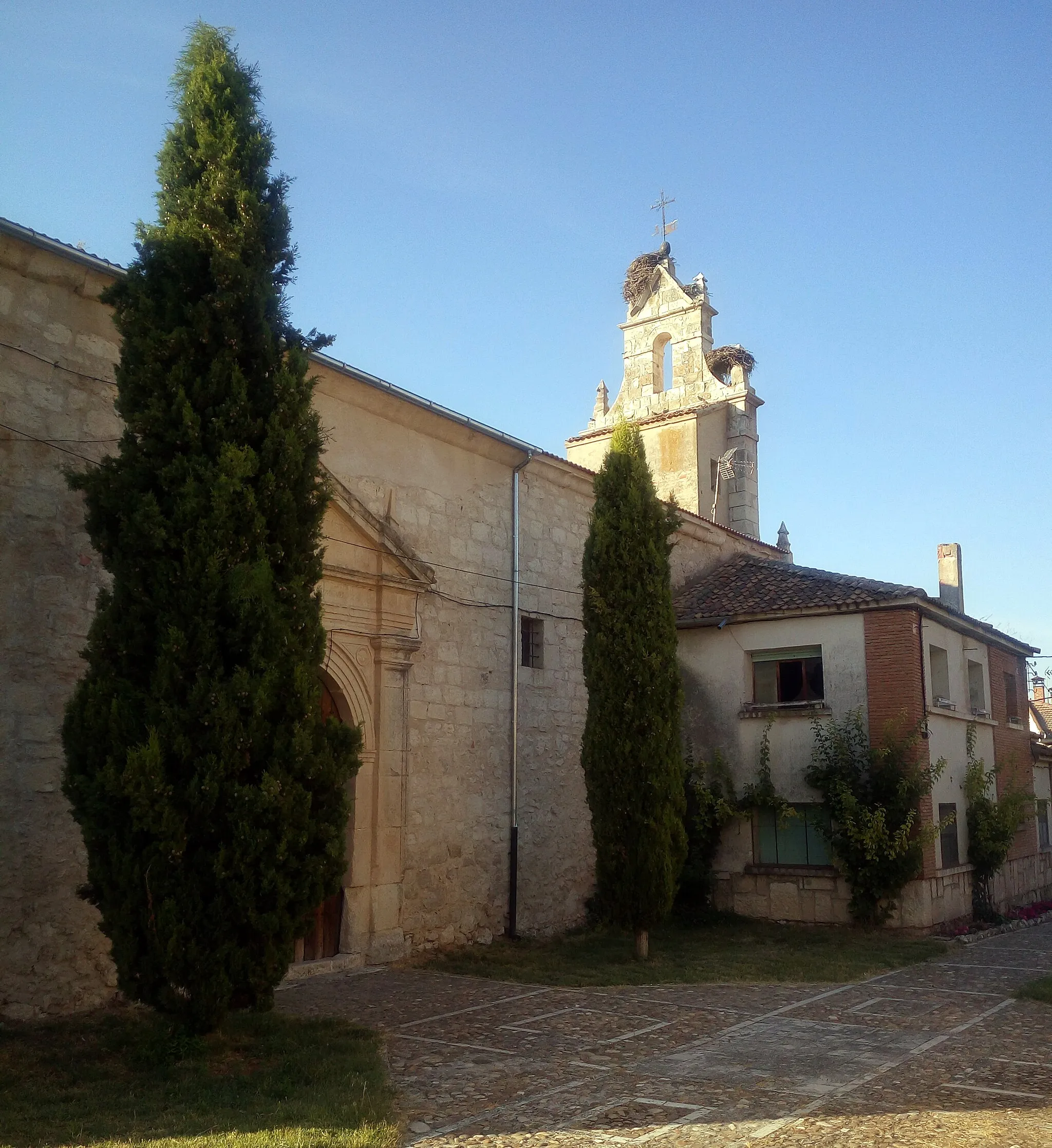 Photo showing: Church of Our Lady of the Assumption in Laguna de Contreras, Segovia, Spain.