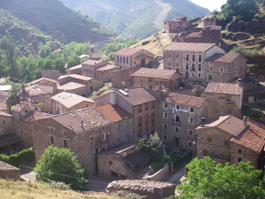 Photo showing: Partial view of Viniegra de Arriba (La Rioja, Spain)