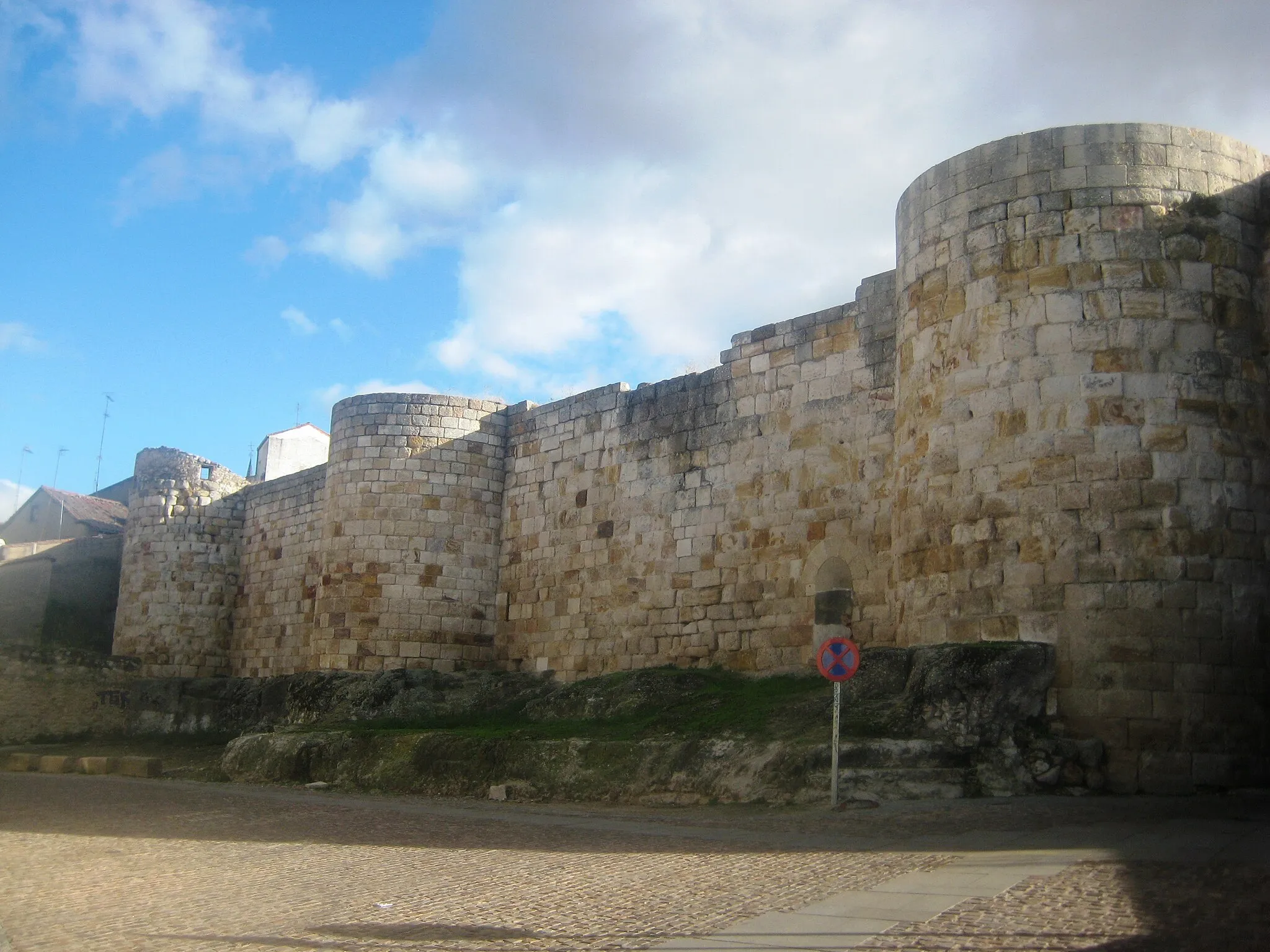 Photo showing: Murallas de Zamora.