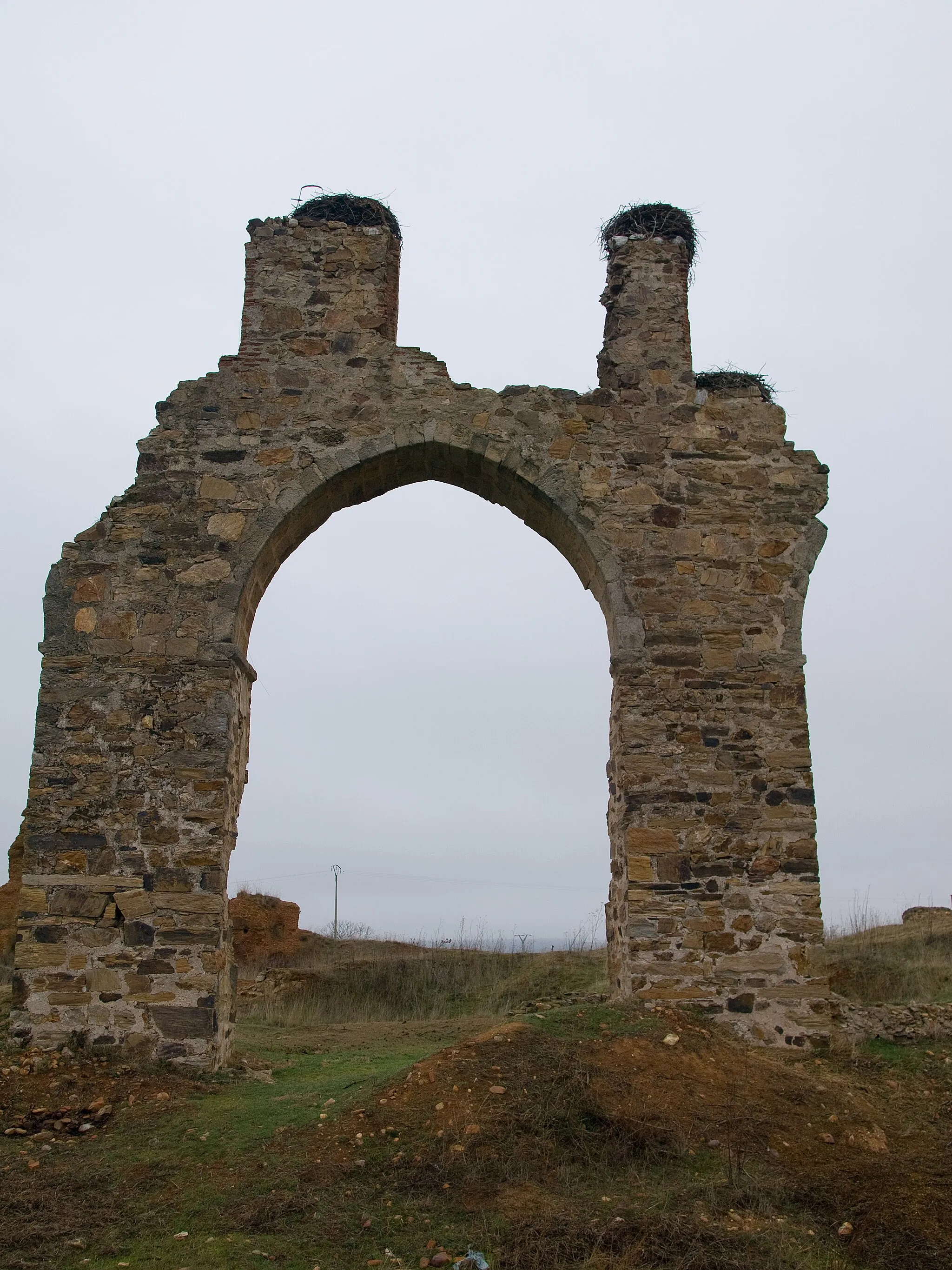 Photo showing: Ruins in Castrocalbón, province of León, Spain
