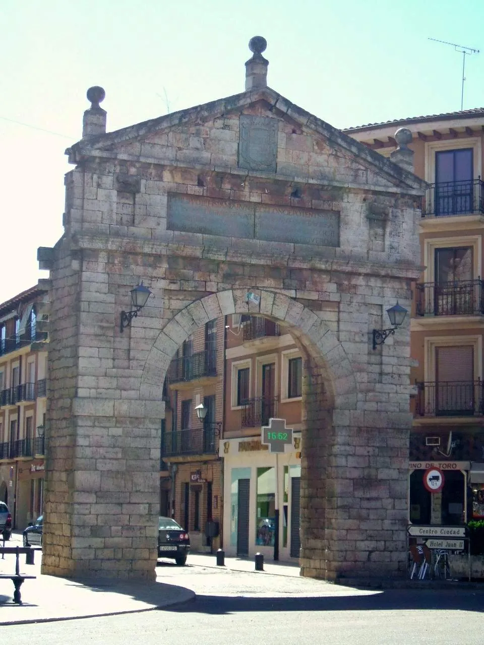 Photo showing: Arco de la Corredera (Toro)