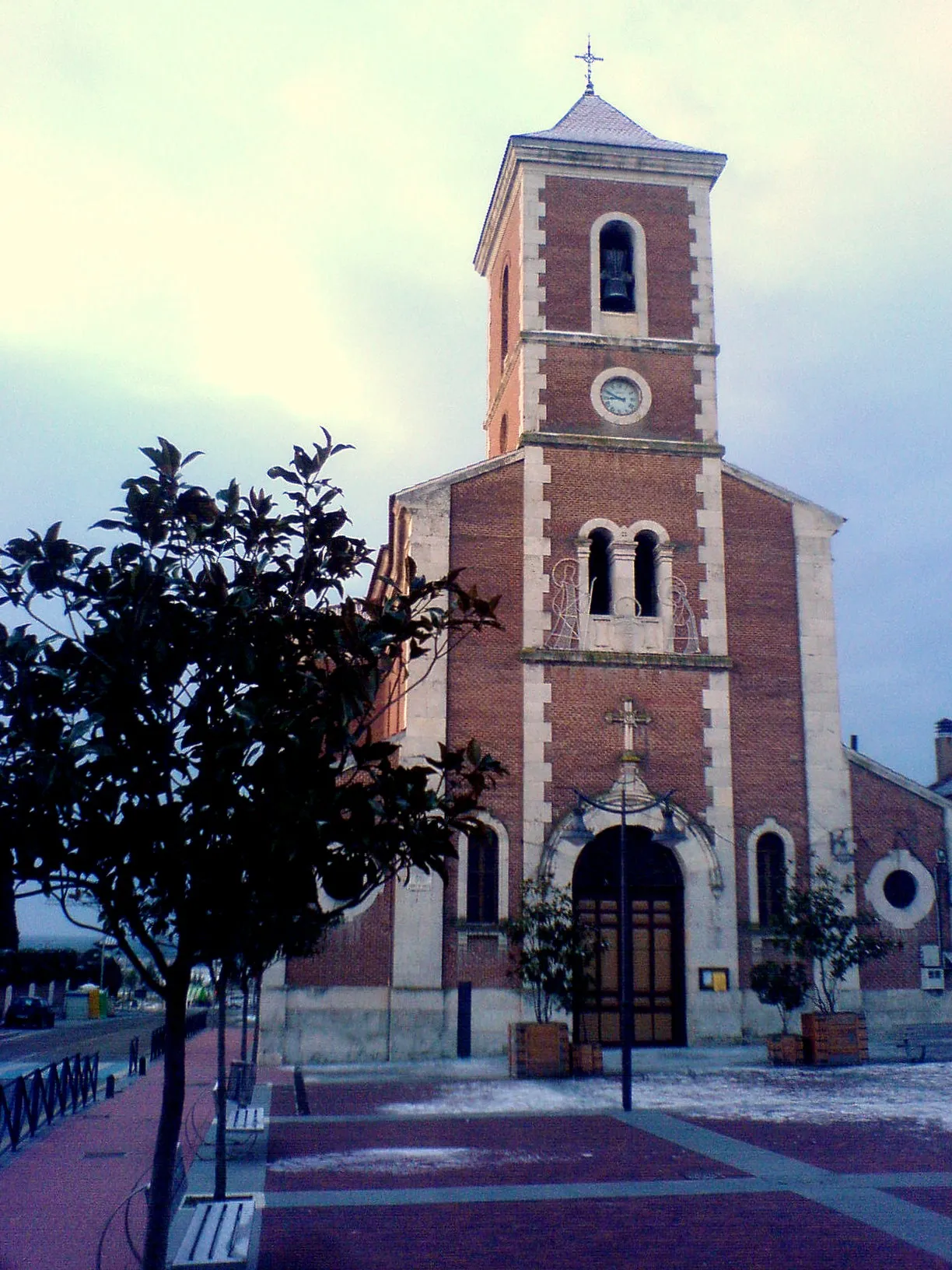 Photo showing: Iglesia de San Cristóbal de Boecillo (Valladolid)