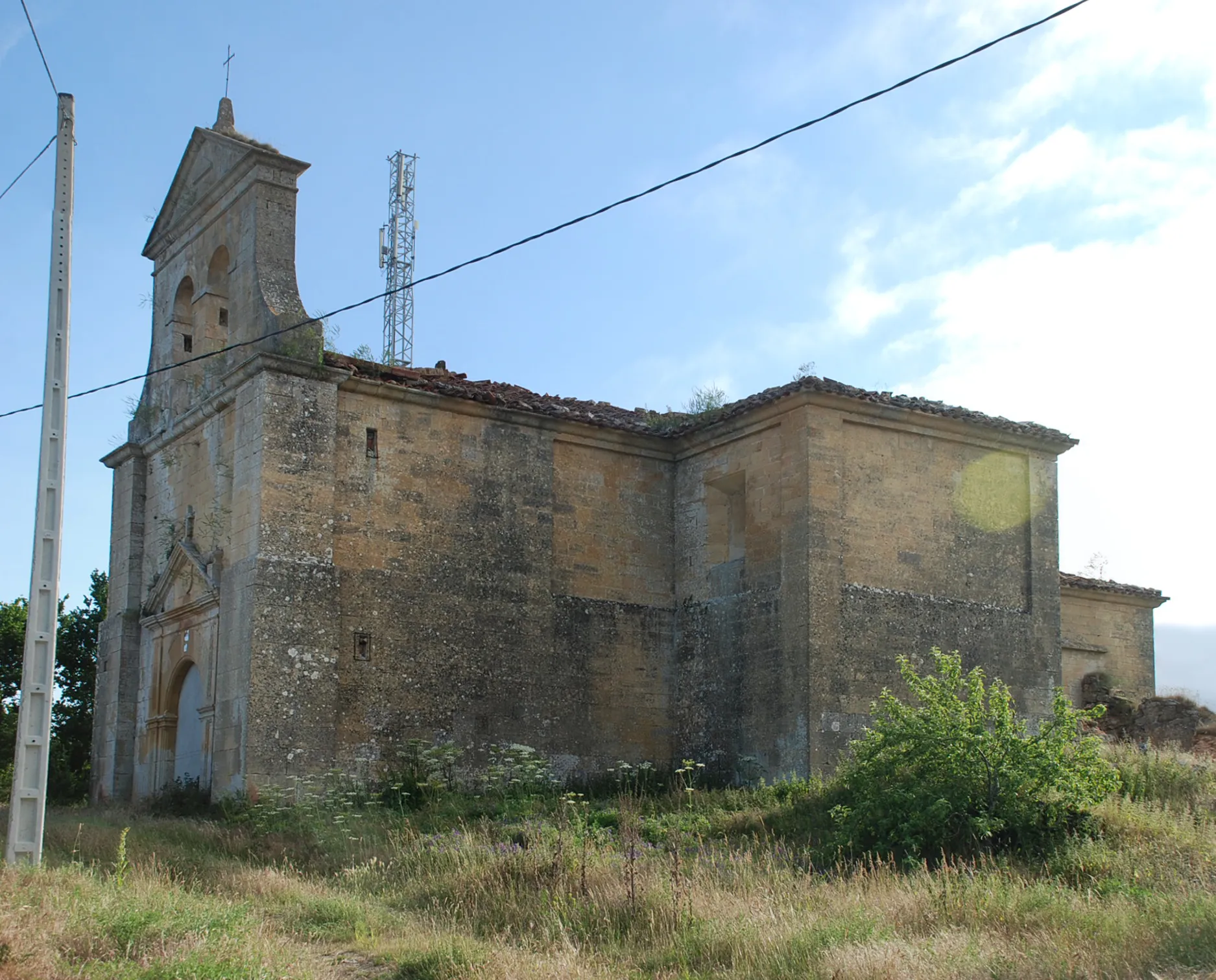 Photo showing: Church of Saint Peter in Villalta (province of Burgos, Castile and León).