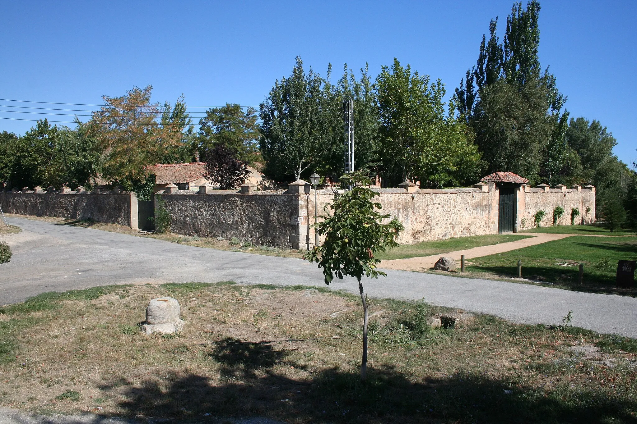 Photo showing: Vista sur de la Casa del Esquileo.