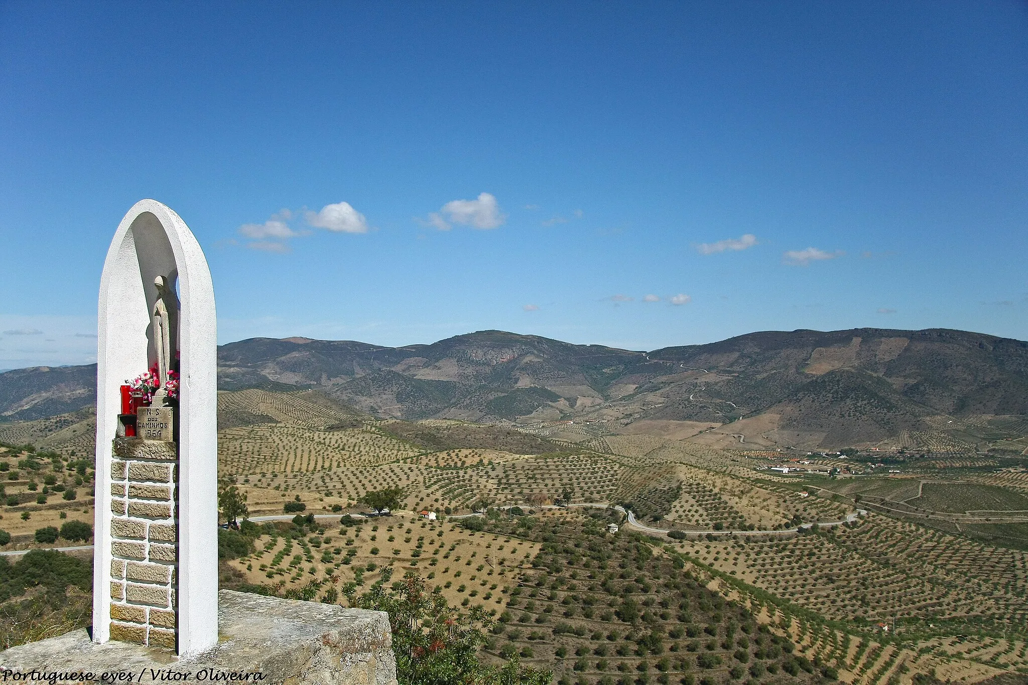 Photo showing: Miradouro de Nossa Senhora dos Caminhos - Vale do Douro - Portugal