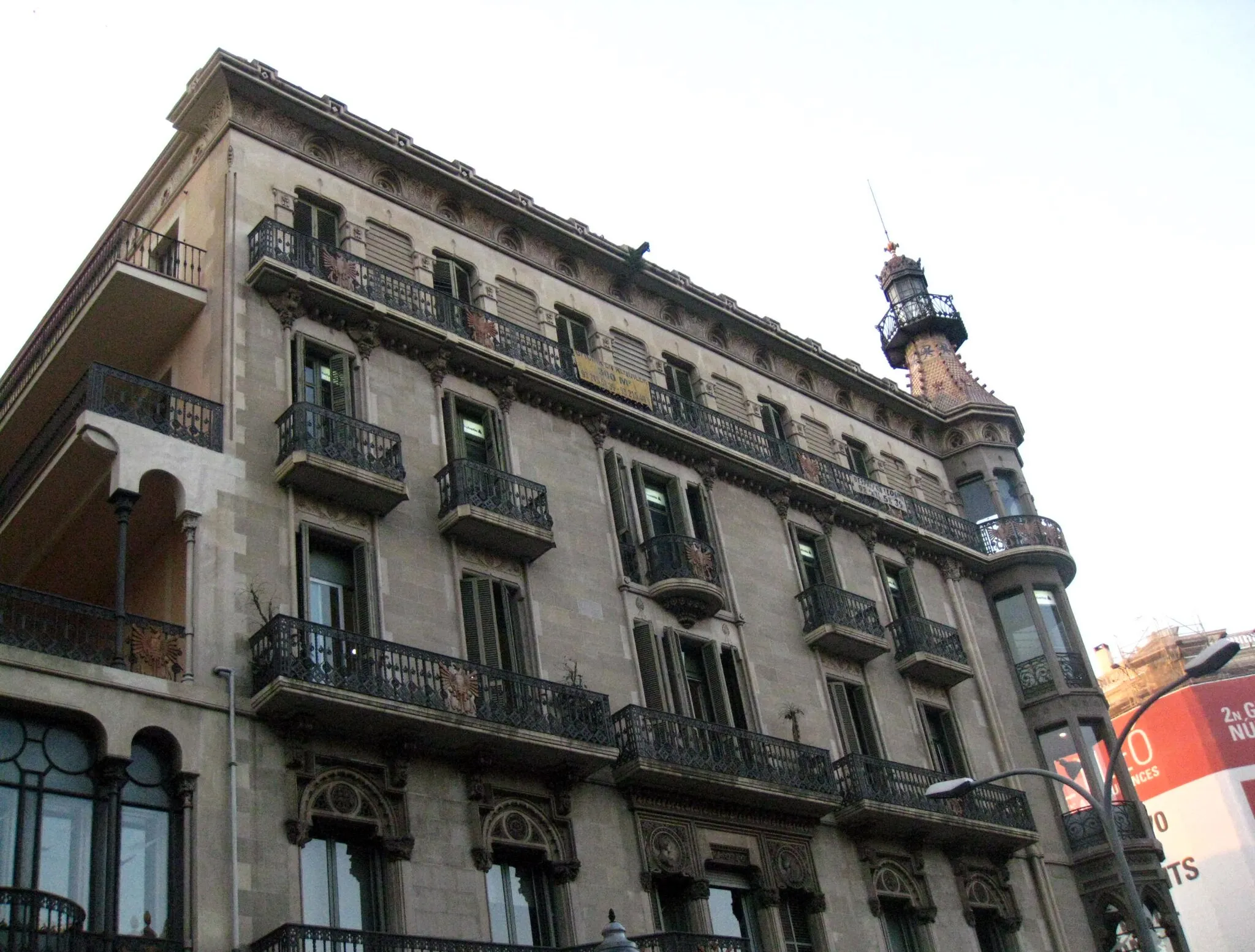 Photo showing: Casa Pia Batlló (Barcelona)