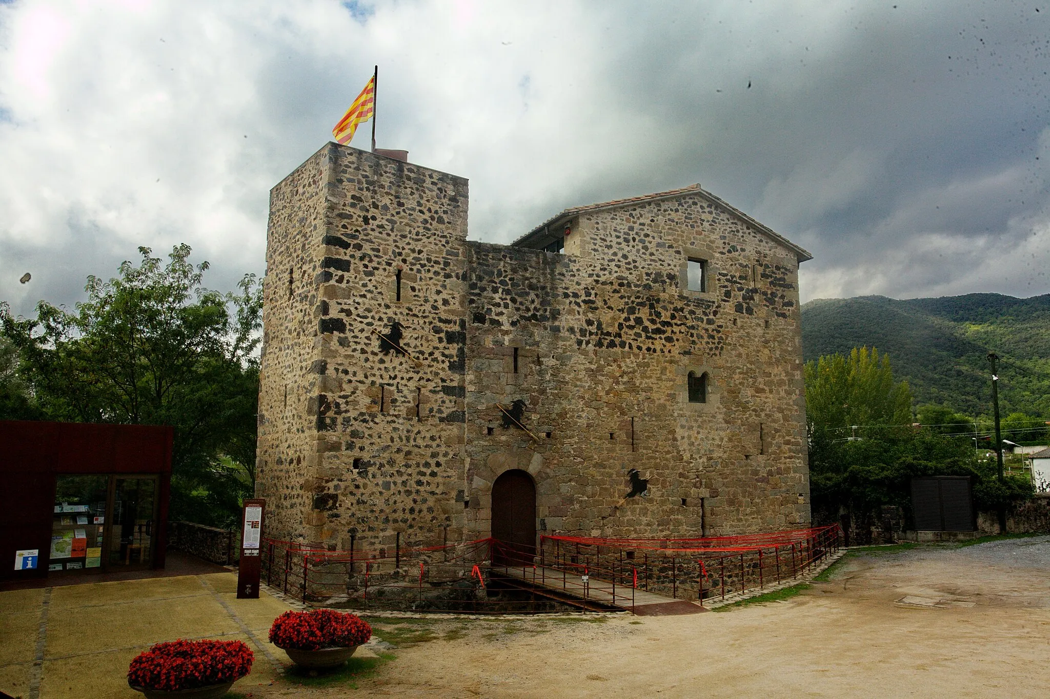 Photo showing: Casa Juvinyà (Sant Joan les Fonts)