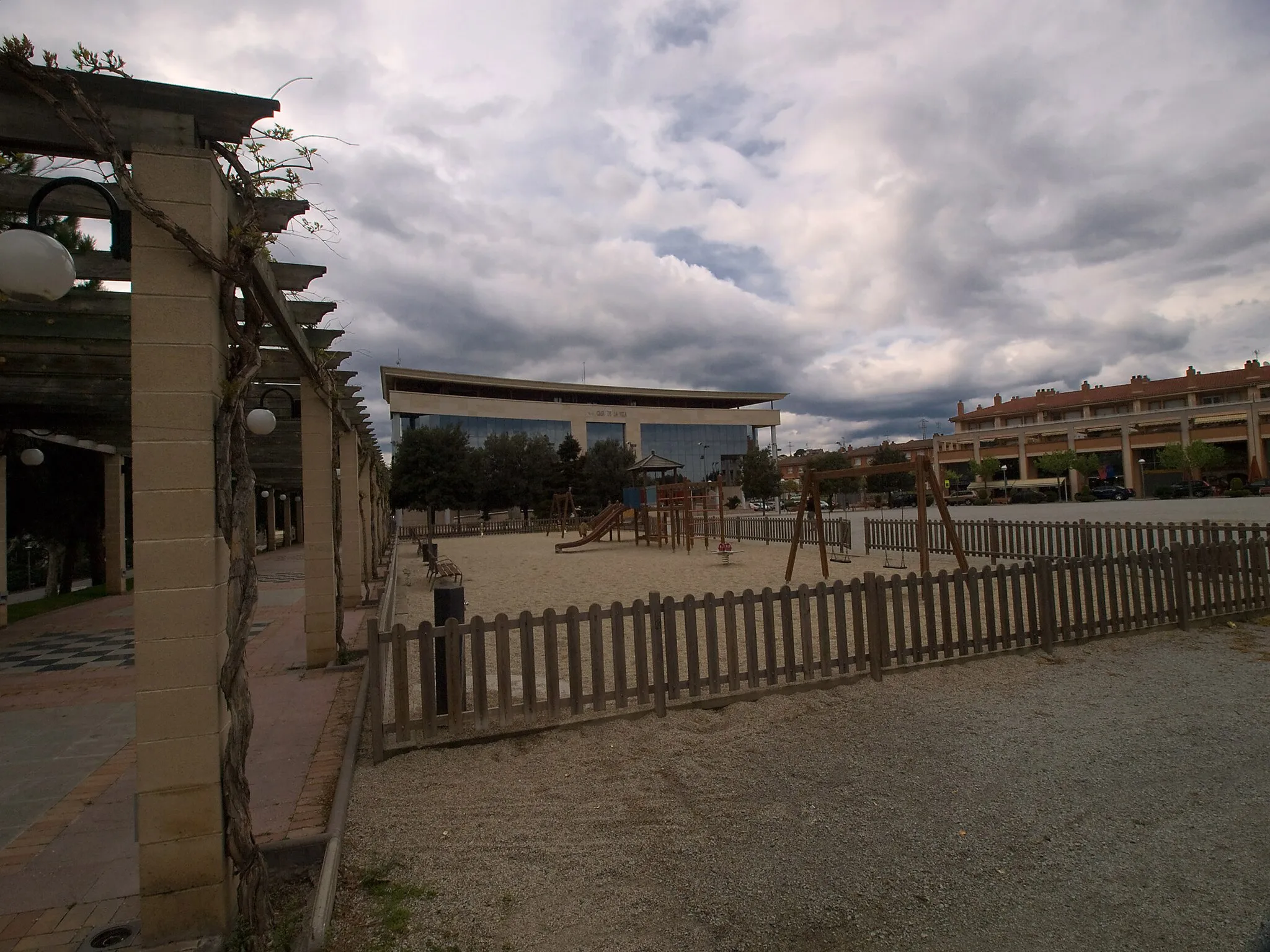 Photo showing: City council square of Lliçà de Vall