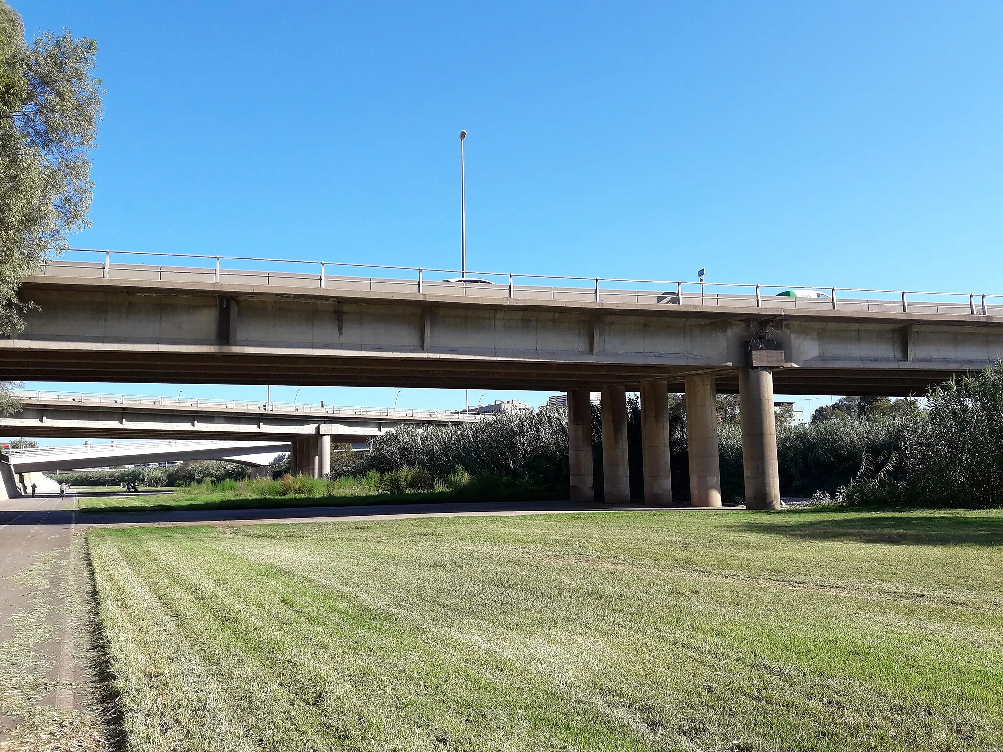 Photo showing: Ponts de la C-31 sobre el el Besòs -