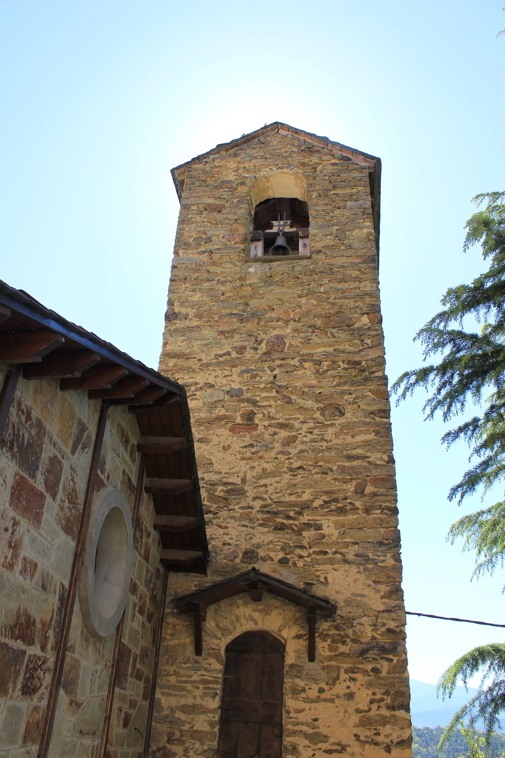 Photo showing: Església parroquial de Sant Pere de Bellestar (Montferrer i Castellbò)