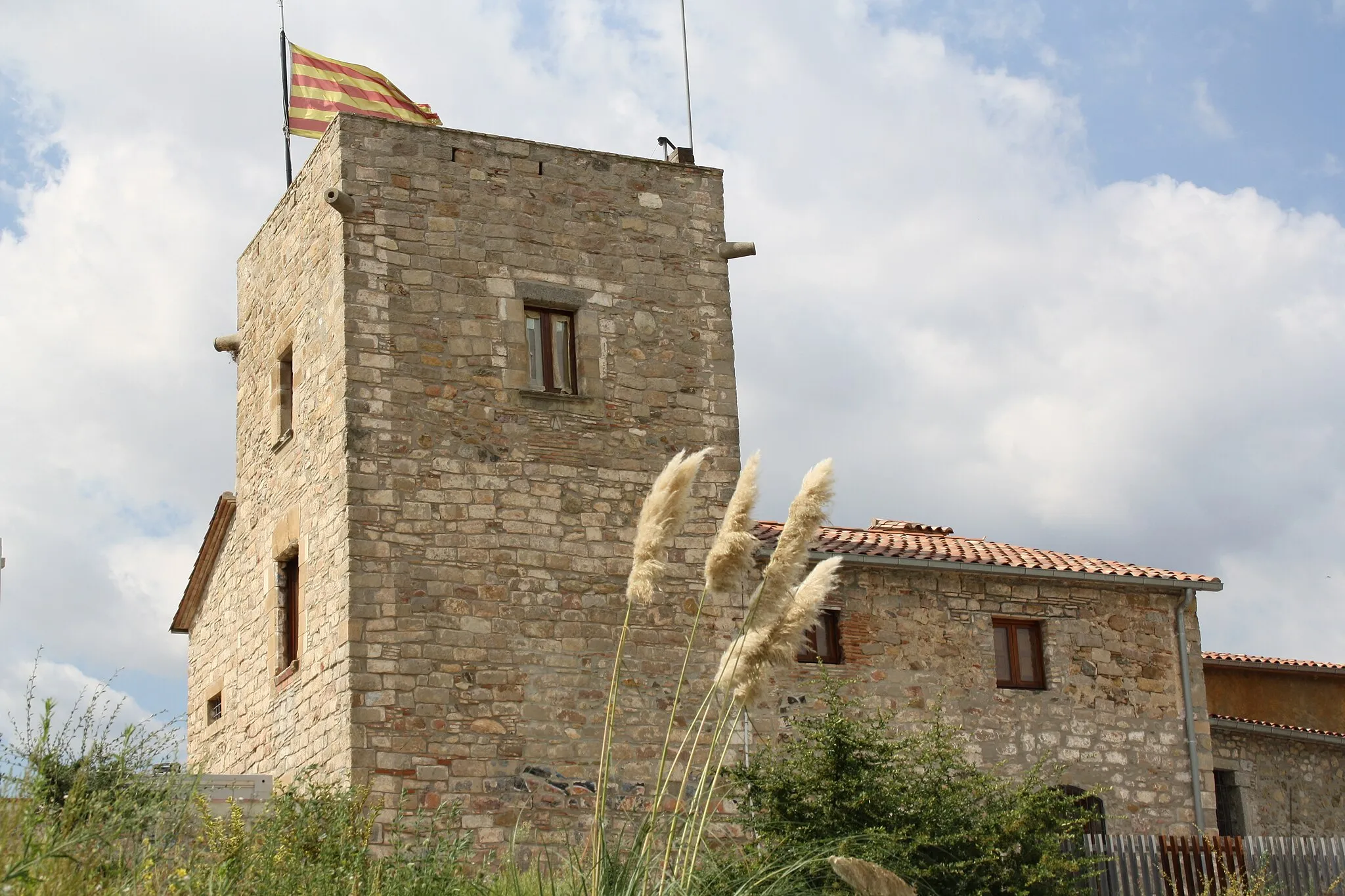 Photo showing: Vista general de Can Bofí, construcció del s.XV-XVI a Badalona.