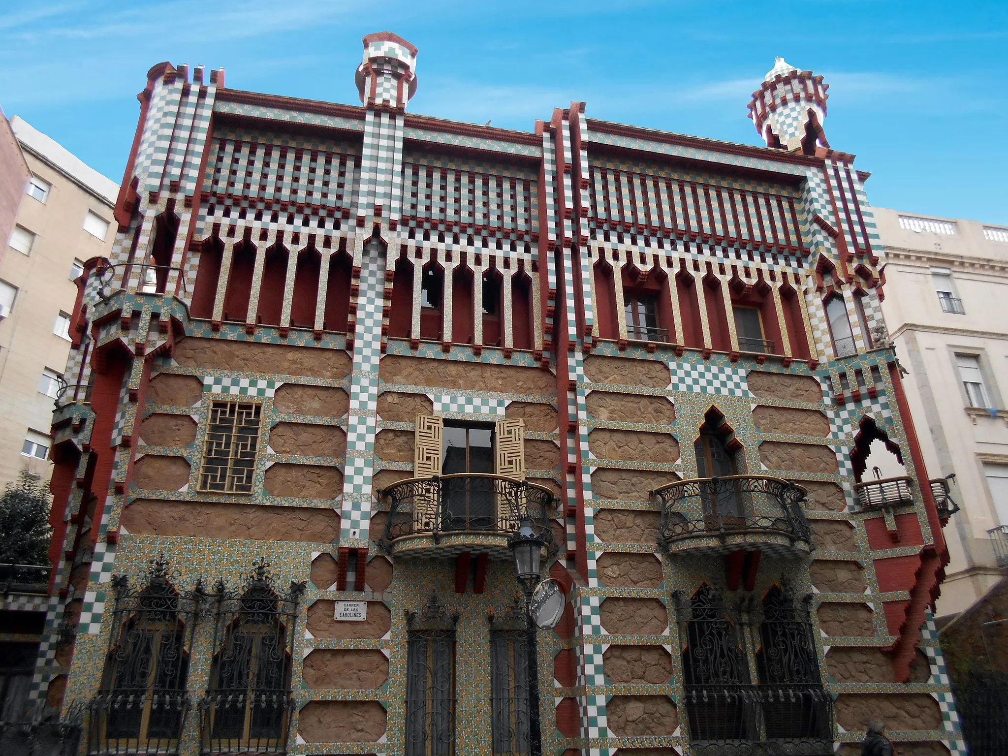 Photo showing: Casa Vicens, de Antoni Gaudí.