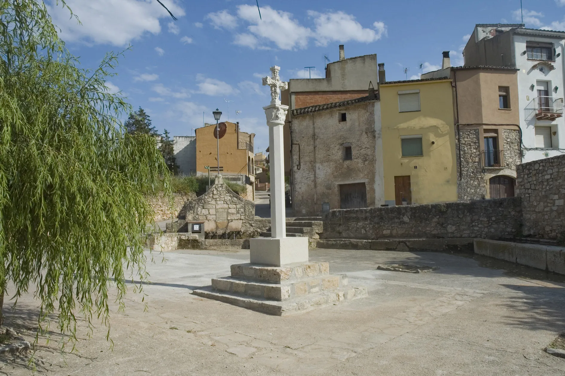 Photo showing: La Font Vella. Barberà de la Conca, any 2008.