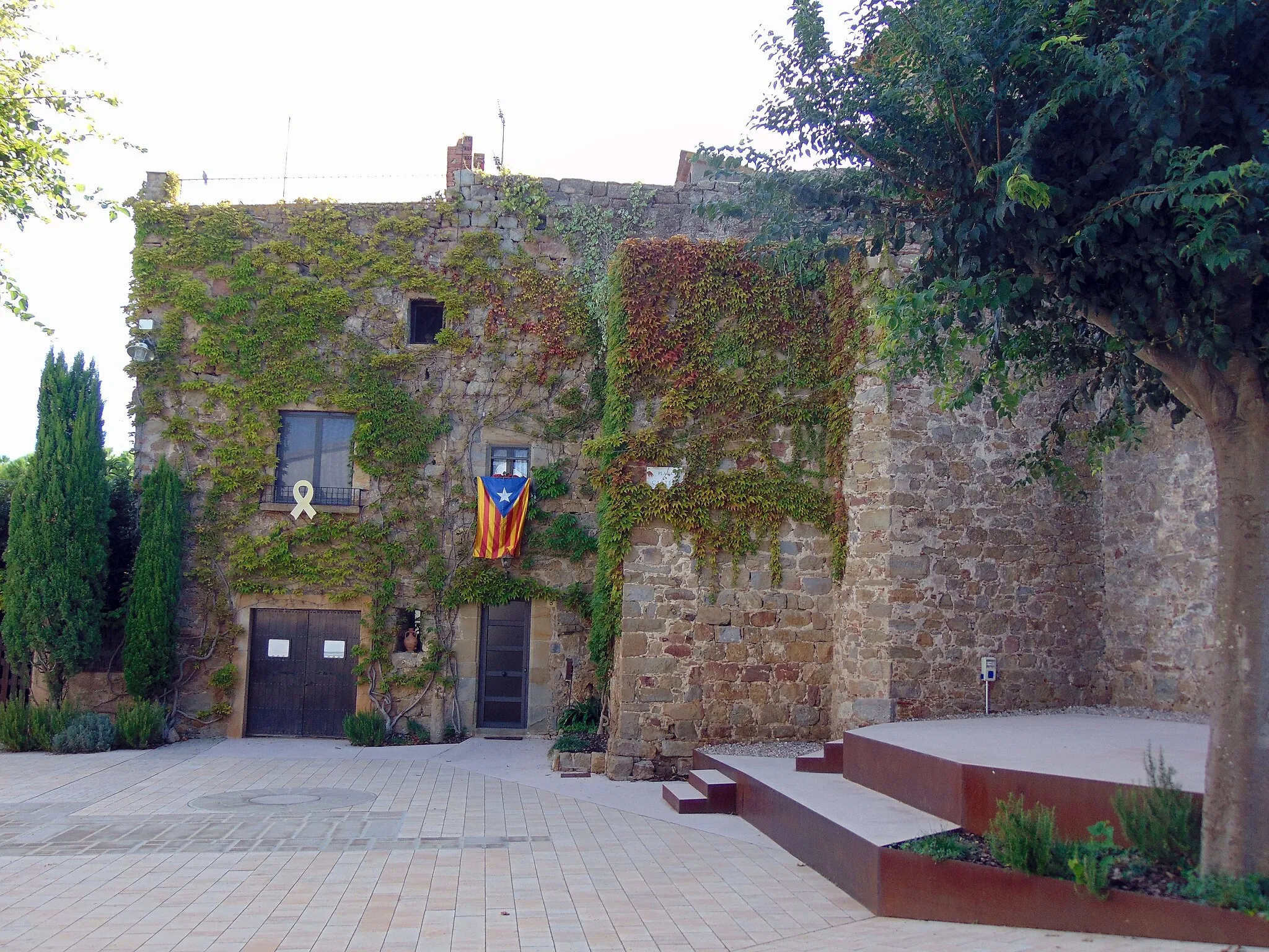 Photo showing: Castell de Jafre