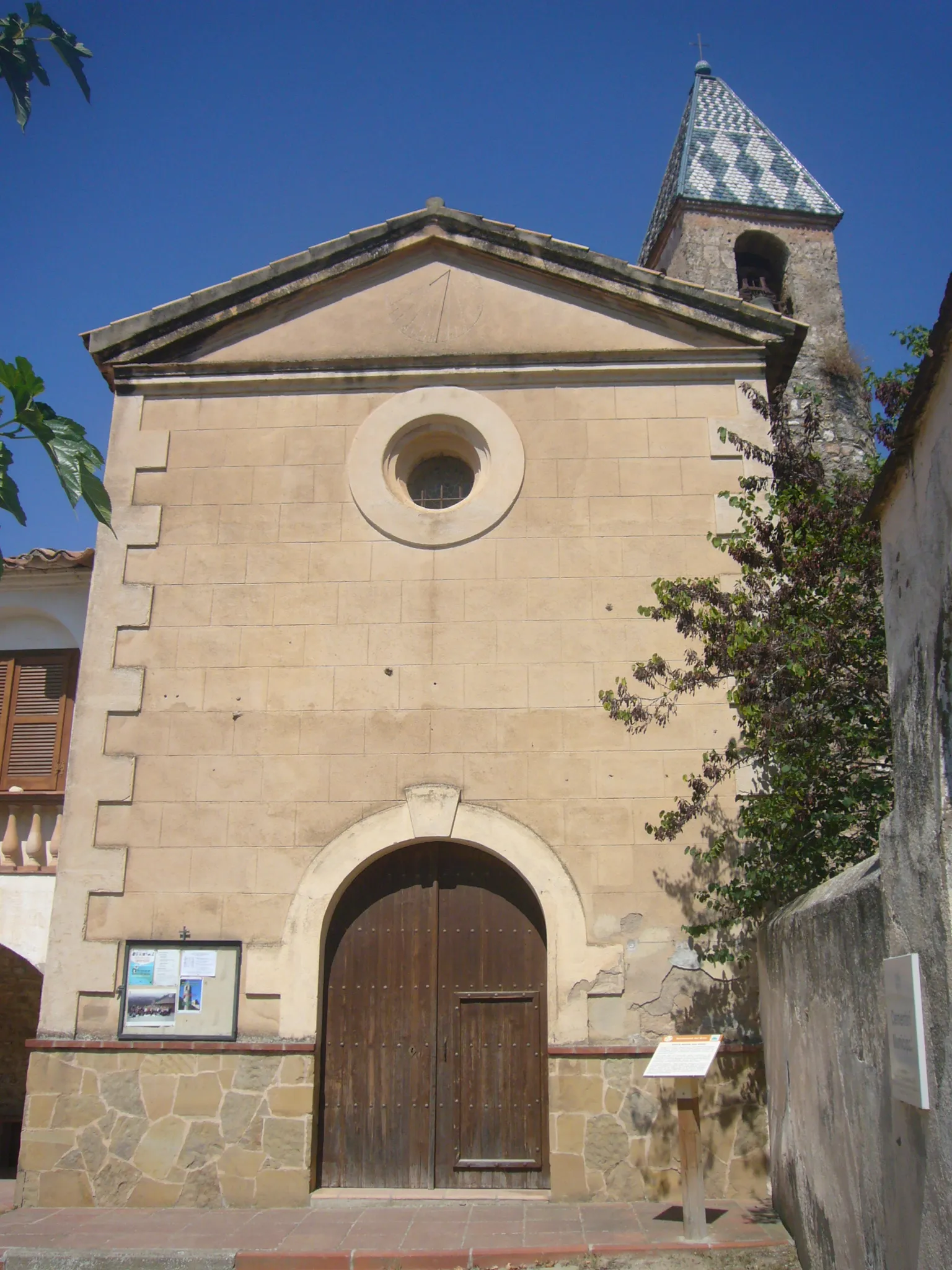 Photo showing: Church of Santa Maria (El Bruc)