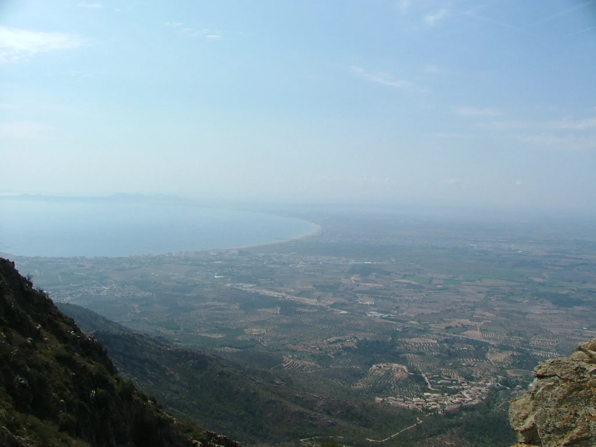 Photo showing: View of Costa Brava from Monestir San Pere Rodes, Empordà, Costa Brava, Catalunya, Spain