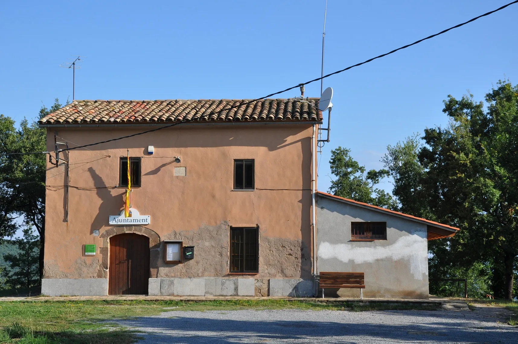 Photo showing: Town Hall of Muntanyola (Osona, Catalonia, Spain).