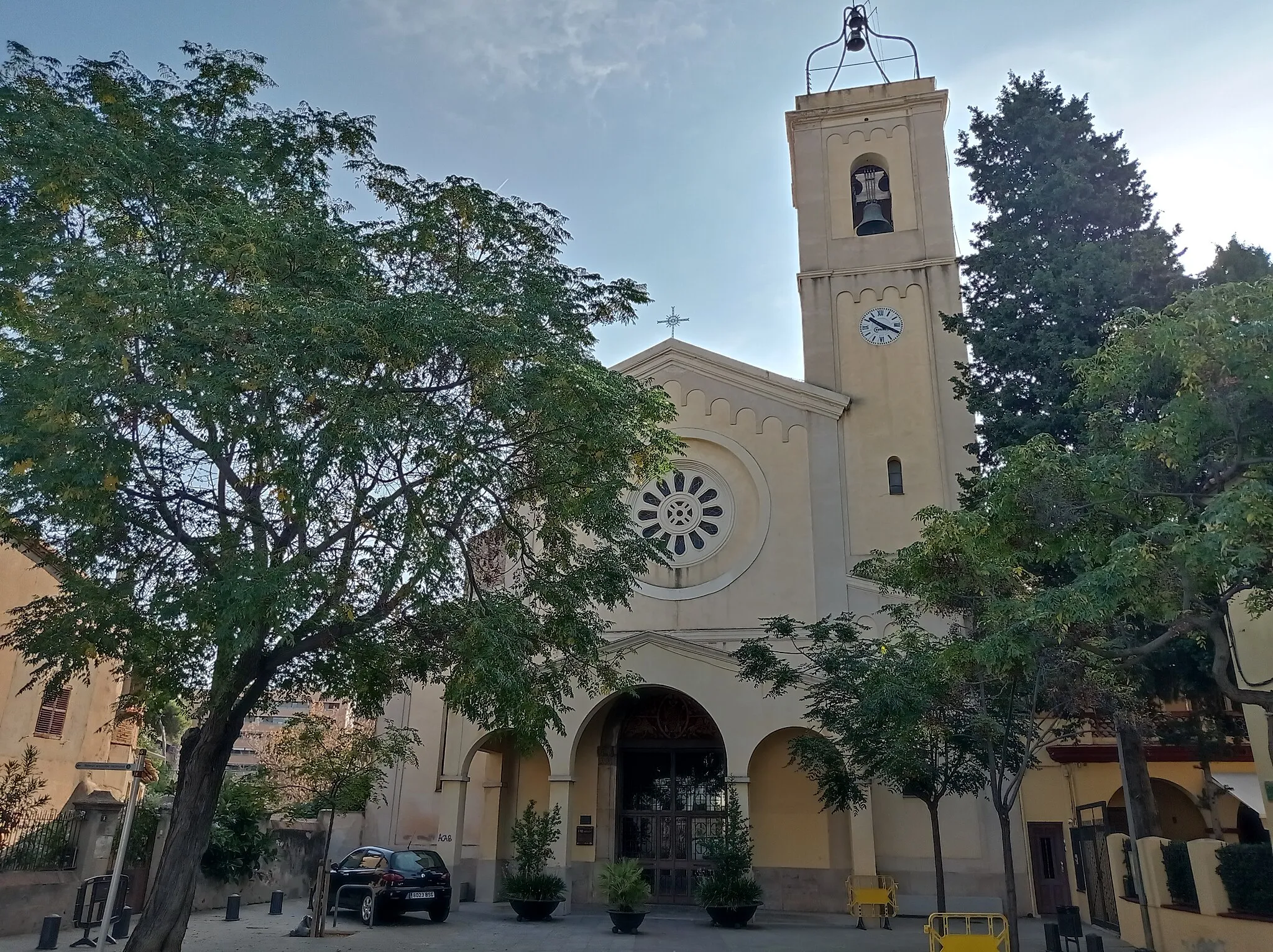 Photo showing: Iglesia de Santa Magdalena, Esplugues de Llobregat