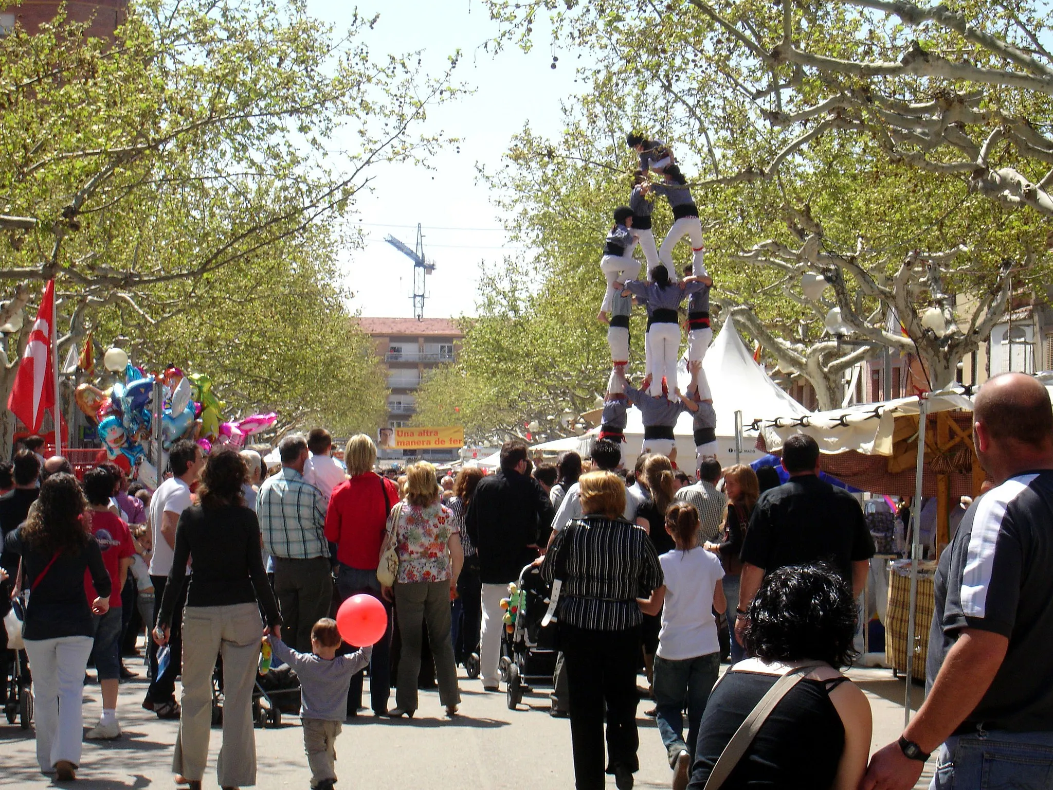 Photo showing: Imatge de la Fira de Primavera de Navàs. 4 de 6 dels Tirallongues de Manresa