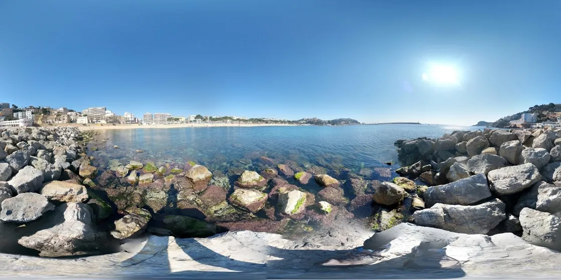 Photo showing: This is a a photo of a beach in Catalonia, Spain, with id: