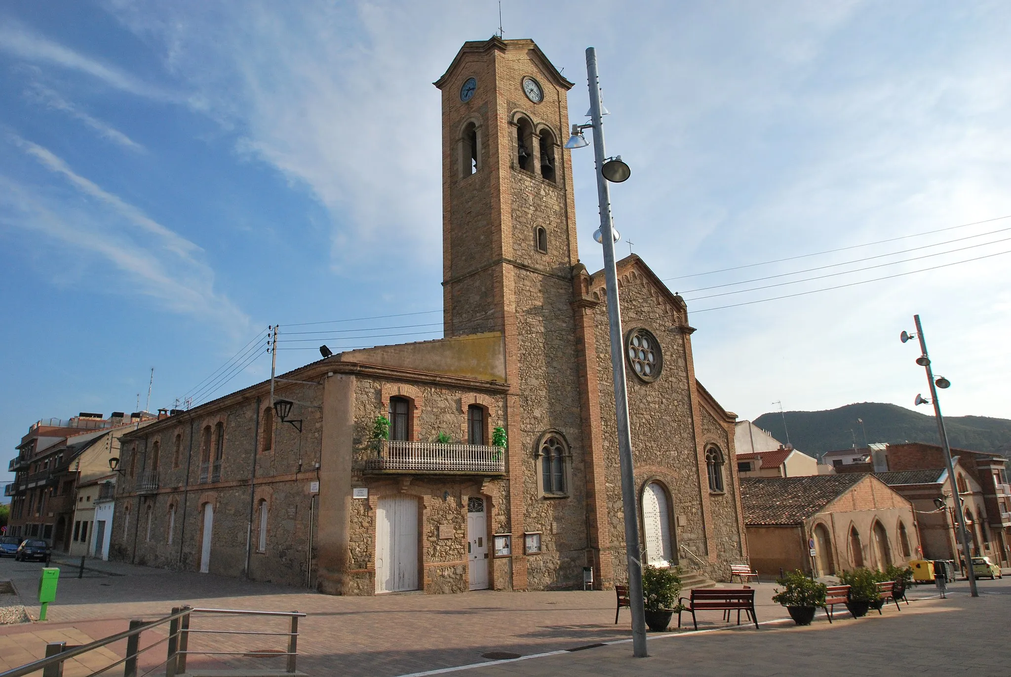 Photo showing: Església parroquial de Sant Sadurní (Callús)