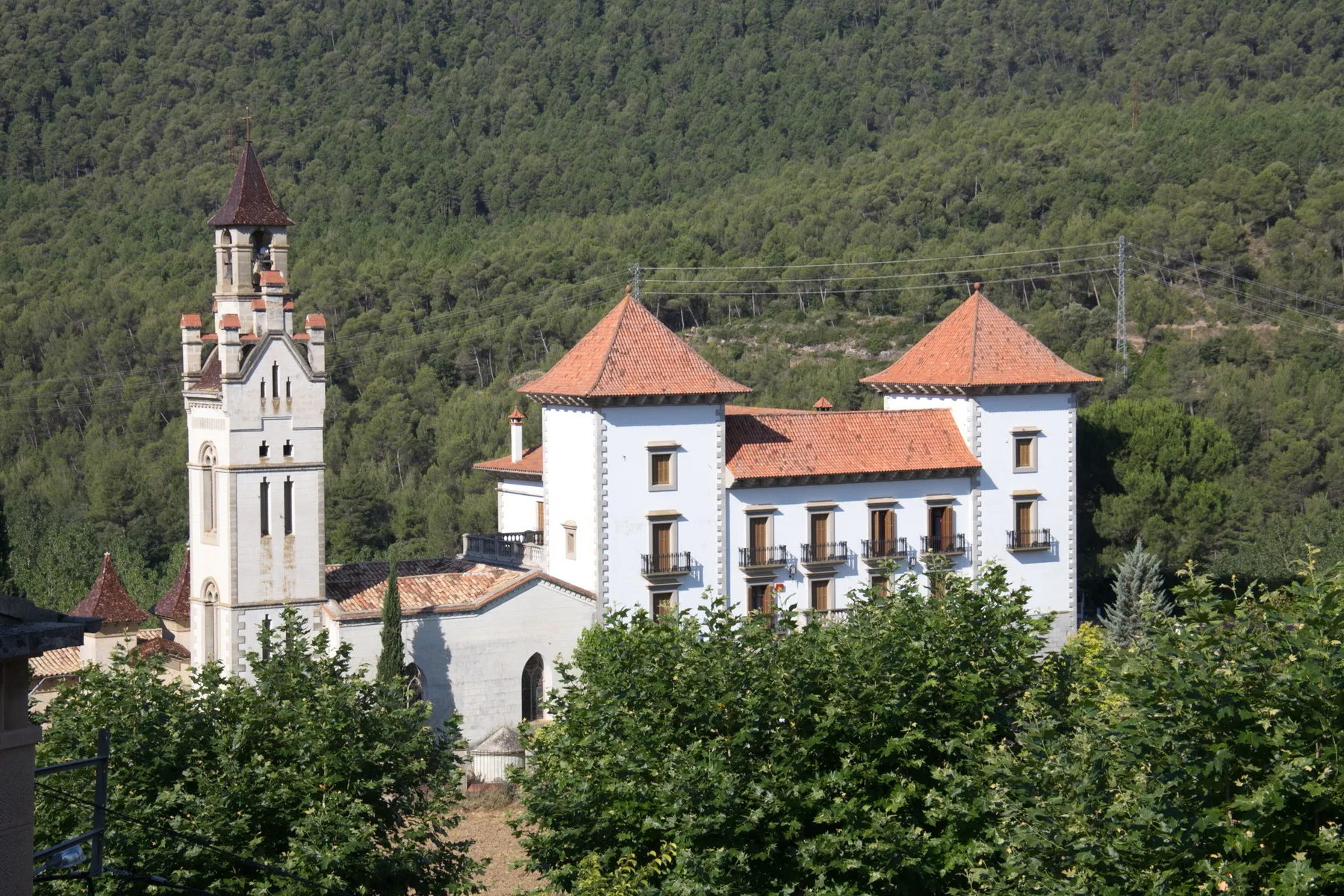 Photo showing: Església de la Mare de Déu de la Colònia Palà Vell (Navàs)

This is a photo of a building indexed in the Catalan heritage register as Bé Cultural d'Interès Local (BCIL) under the reference IPA-16855.