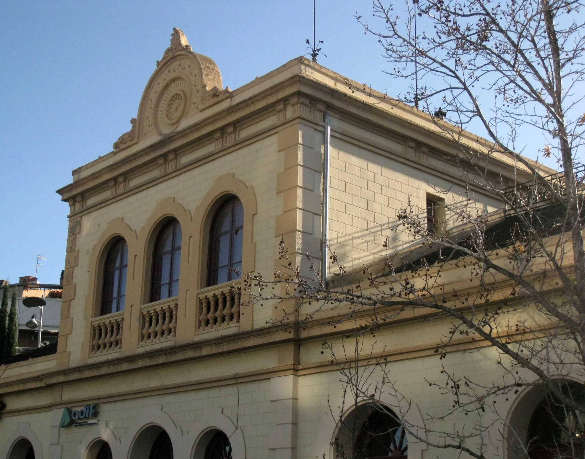 Photo showing: Estació del Nord (Terrassa, Vallès Occidental), façana nord, detall.