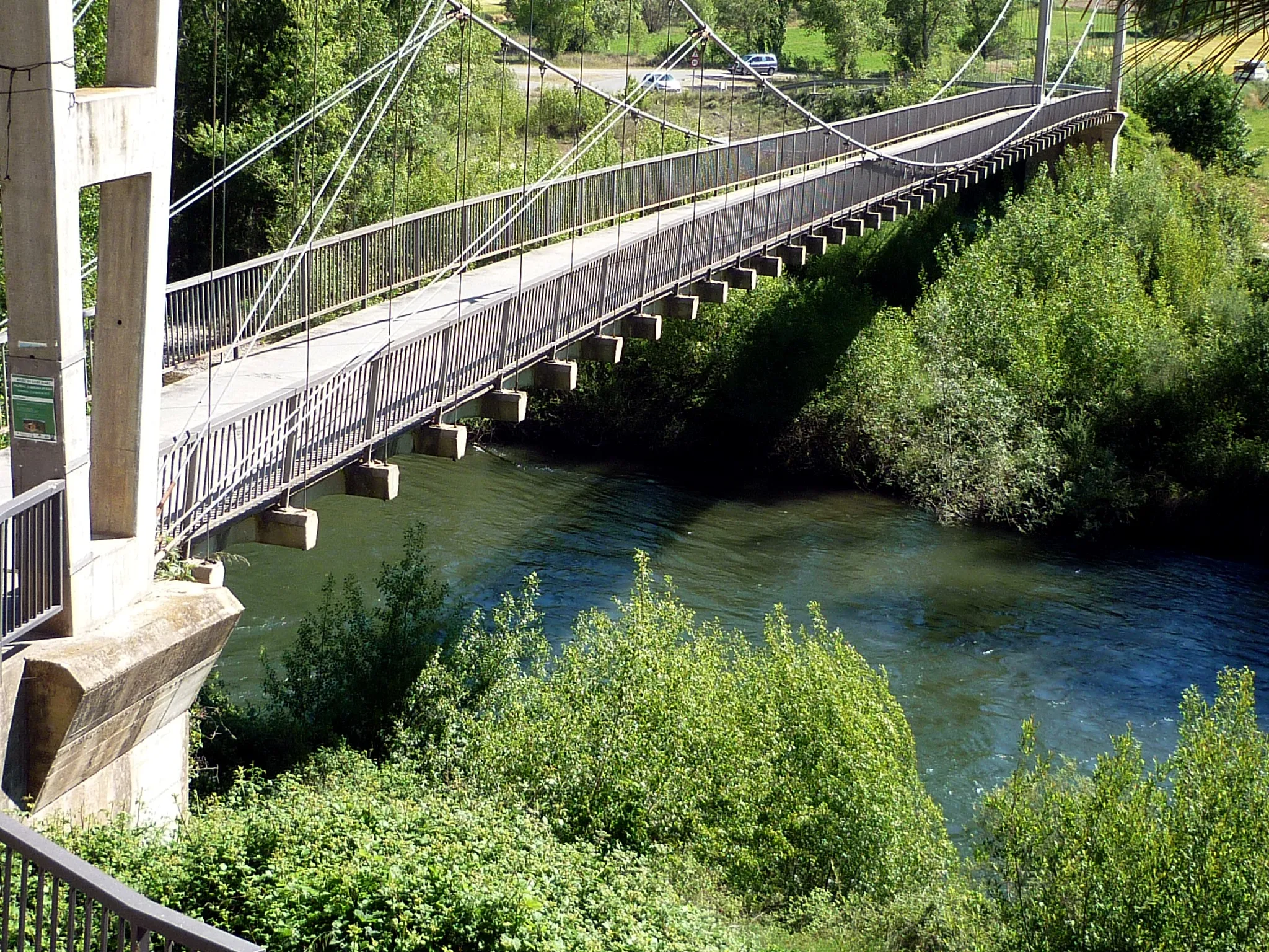 Photo showing: Pont penjant (Peramola)