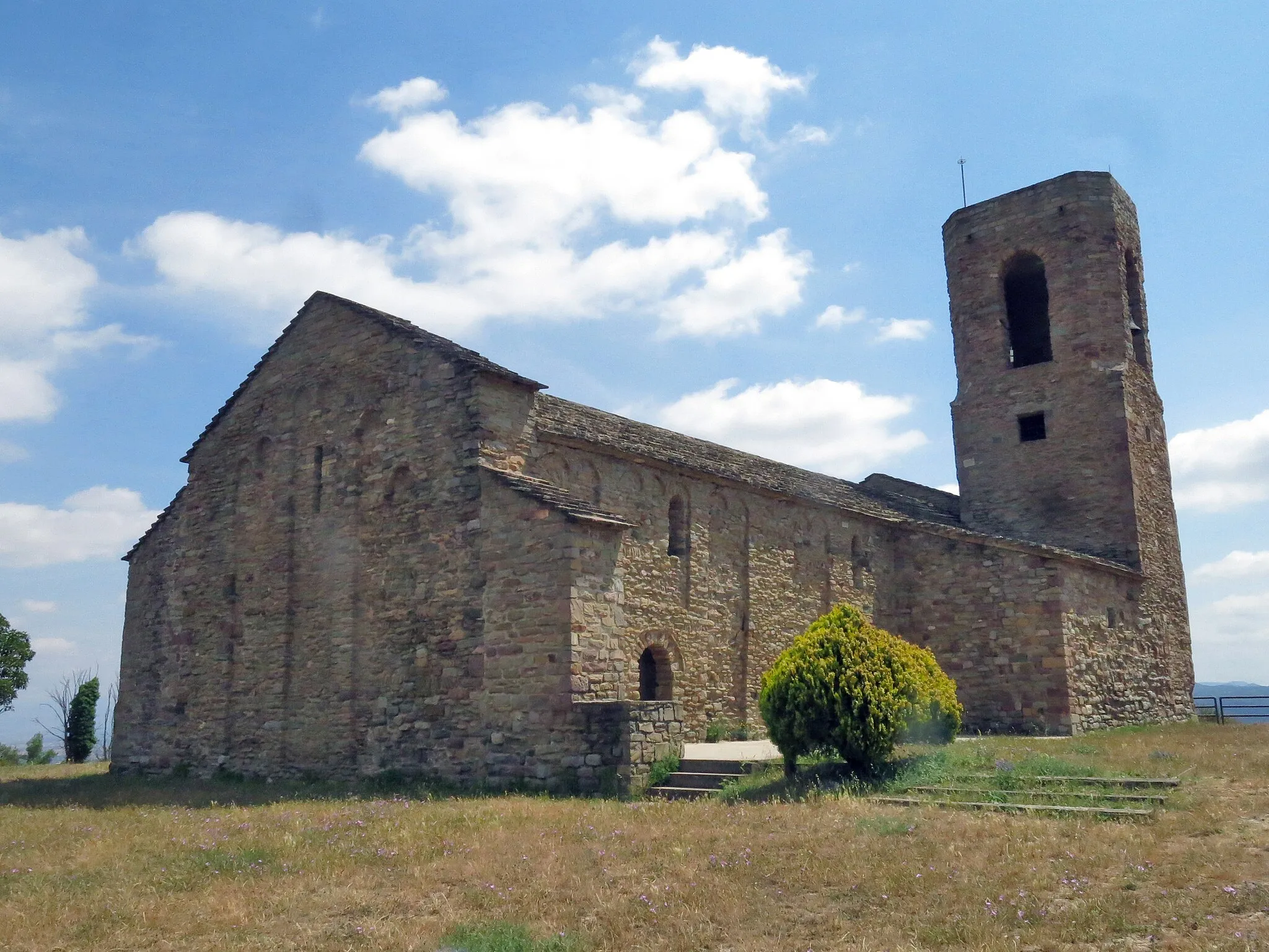 Photo showing: Castell i Església de Sant Andreu (Tona)