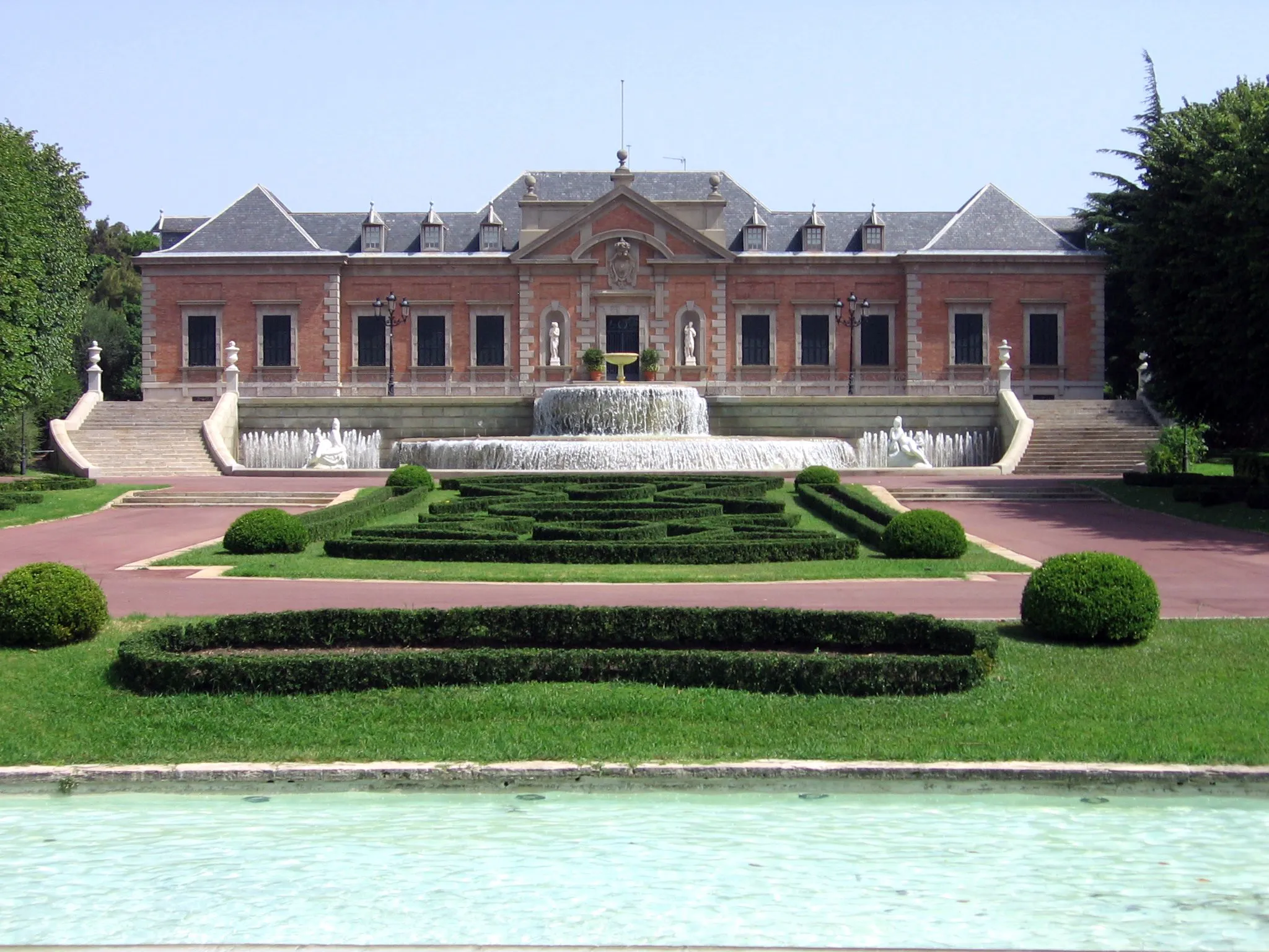 Photo showing: Palacete Albéniz, Barcelona.