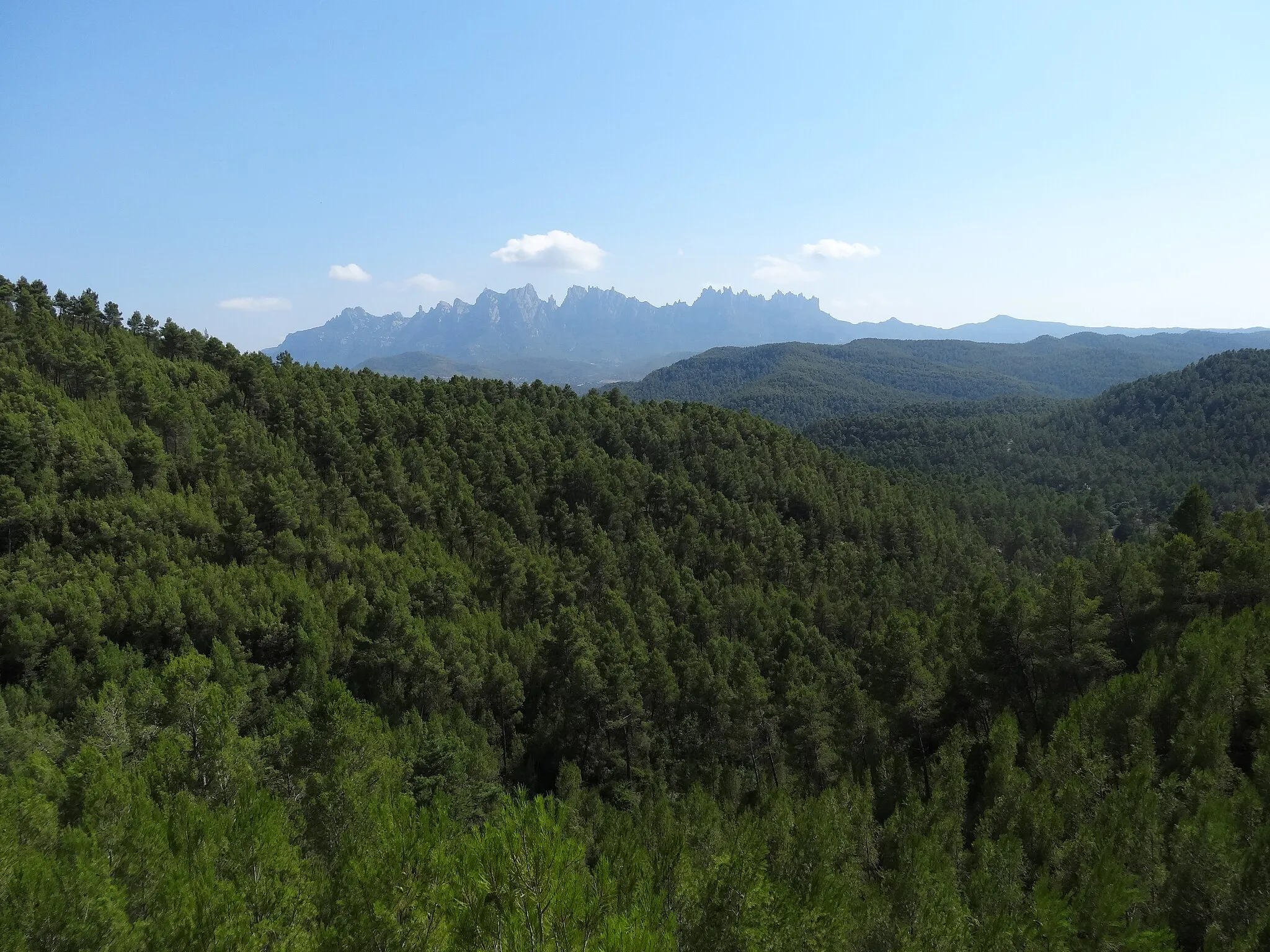 Photo showing: Montserrat des de Castellgalí (juliol 2012)