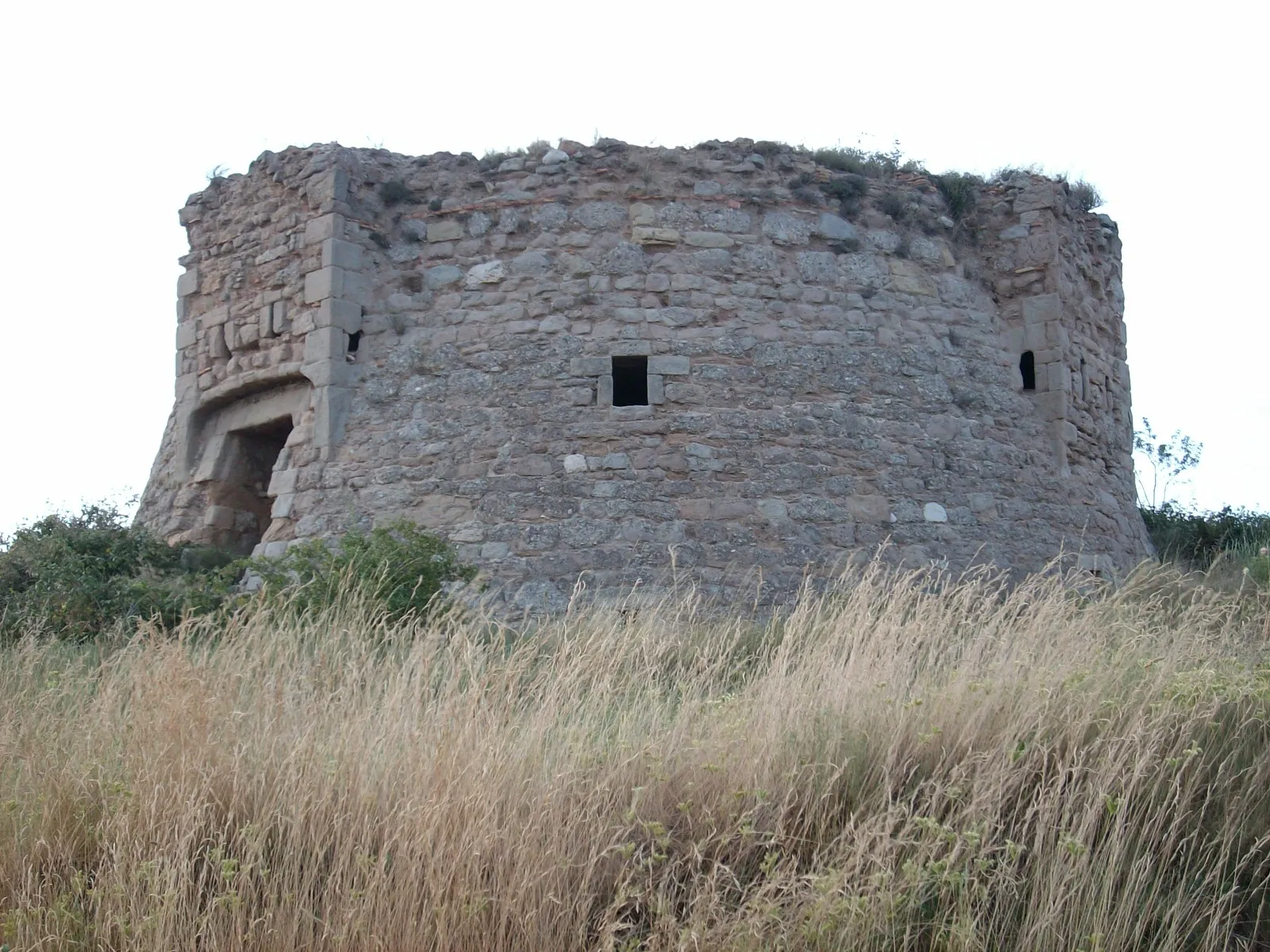 Photo showing: Torre de la petita, a la Serra de la Petita