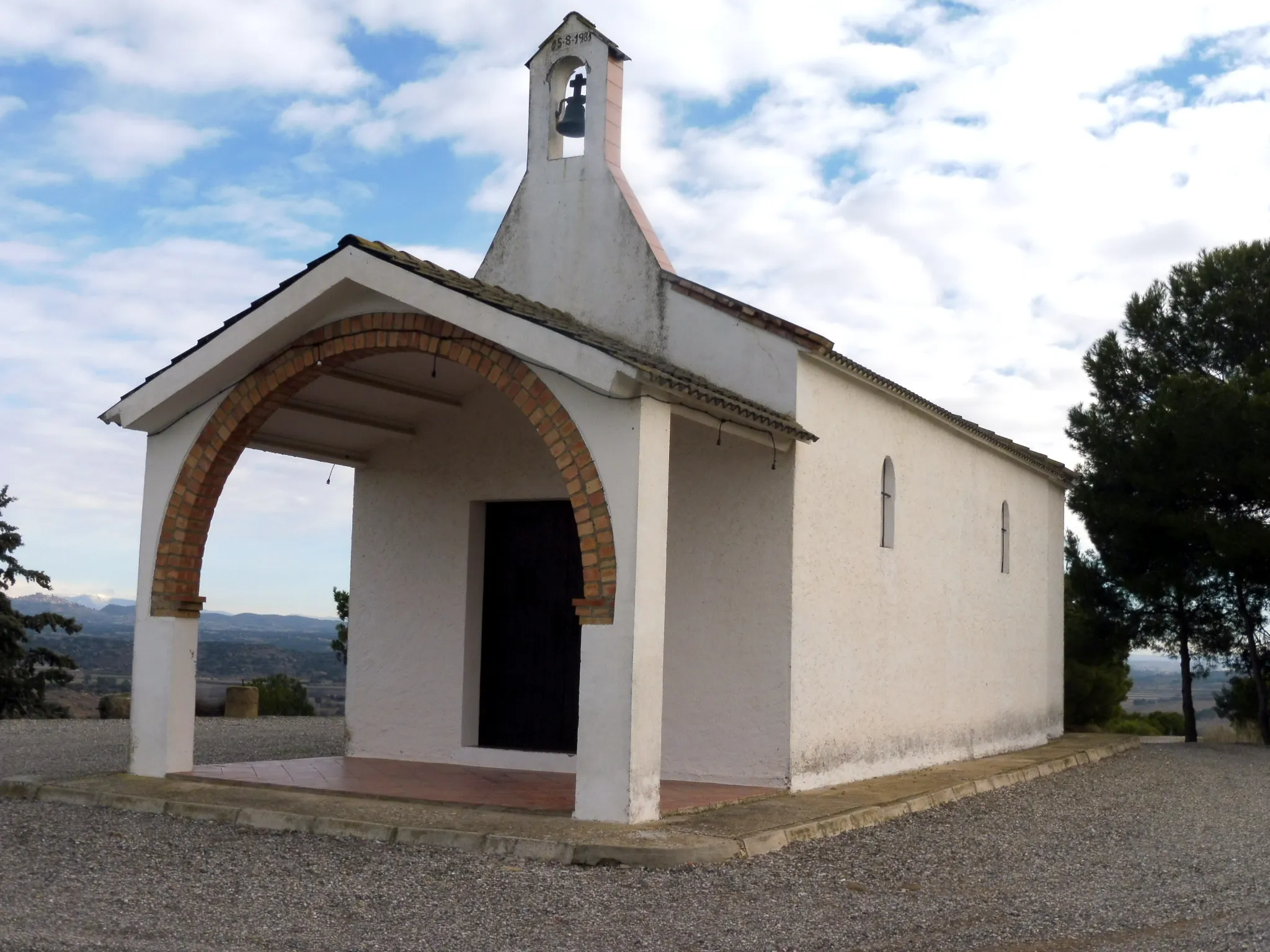 Photo showing: Ermita de la Mare de Déu (la Sentiu de Sió)

This is a photo of a building indexed in the Catalan heritage register as Bé Cultural d'Interès Local (BCIL) under the reference IPA-22322.